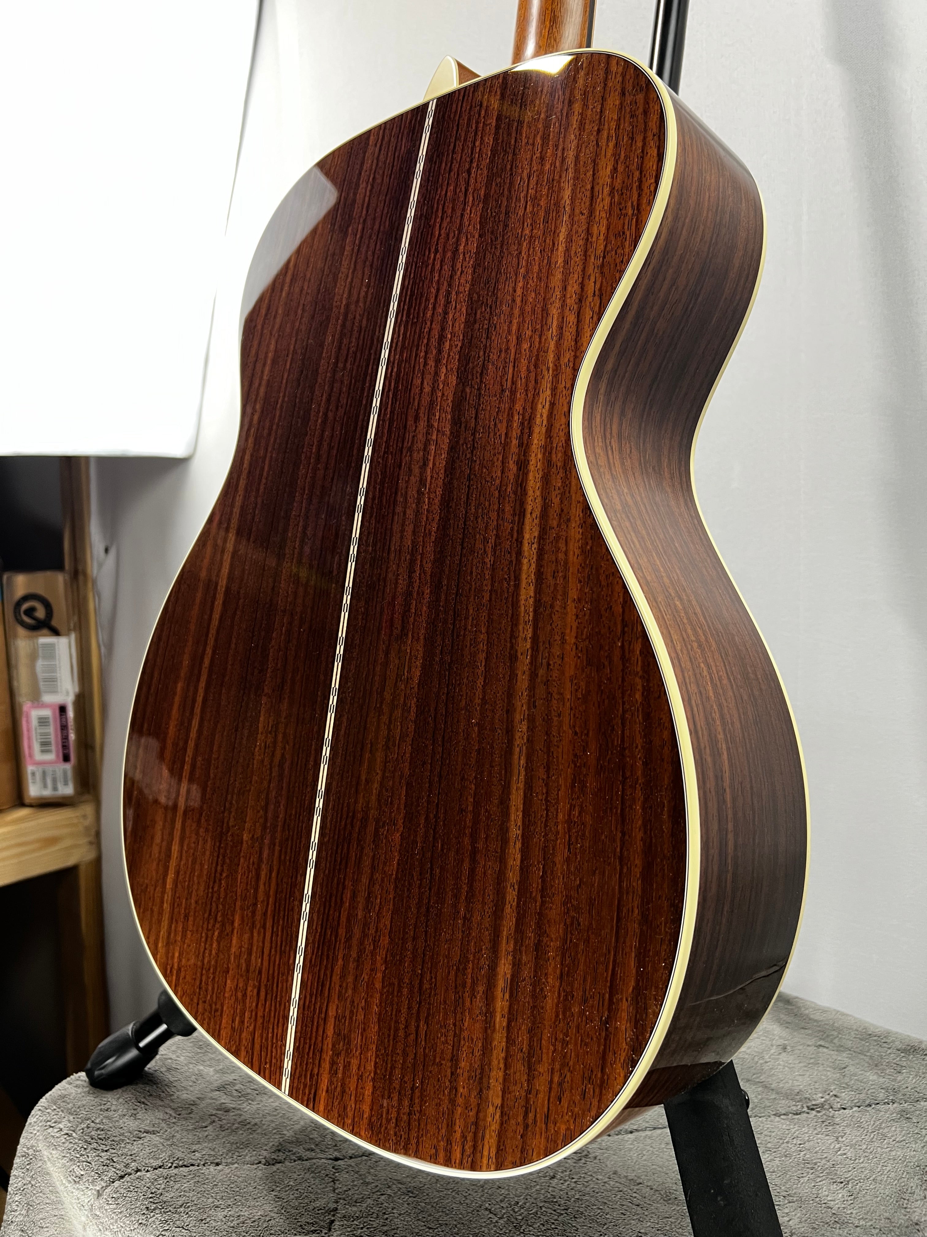 (2025) 000-28 Standard Series Acoustic Guitar - Natural Aging Toner #226 GET PLEK'D!