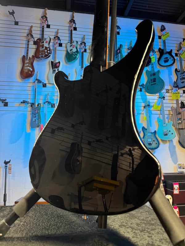 Rickenbacker 4003S Jetglo