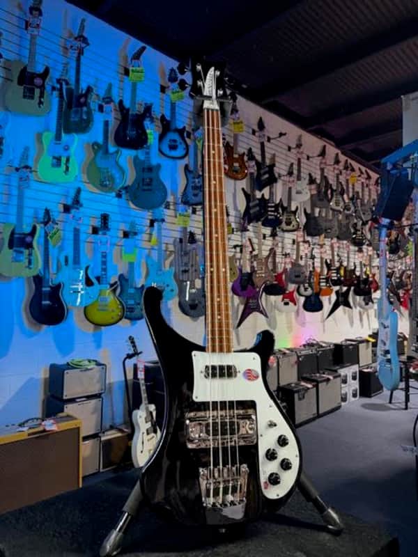 Rickenbacker 4003S Jetglo