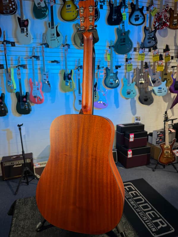 Eastman Guitars E1D Dreadnought Acoustic- Natural