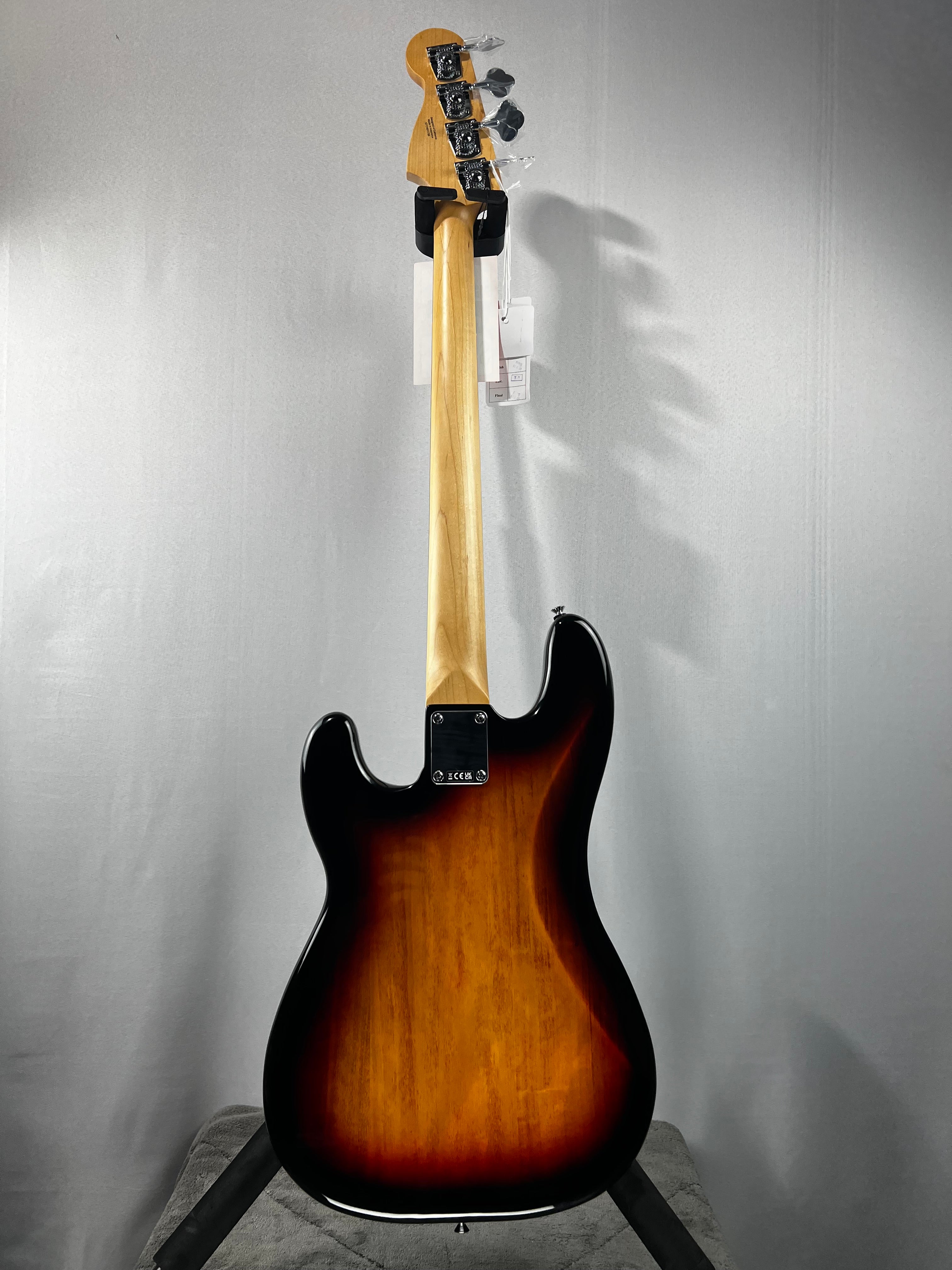 Standard Precision Bass - 3-color Sunburst, Laurel Fingerboard #796