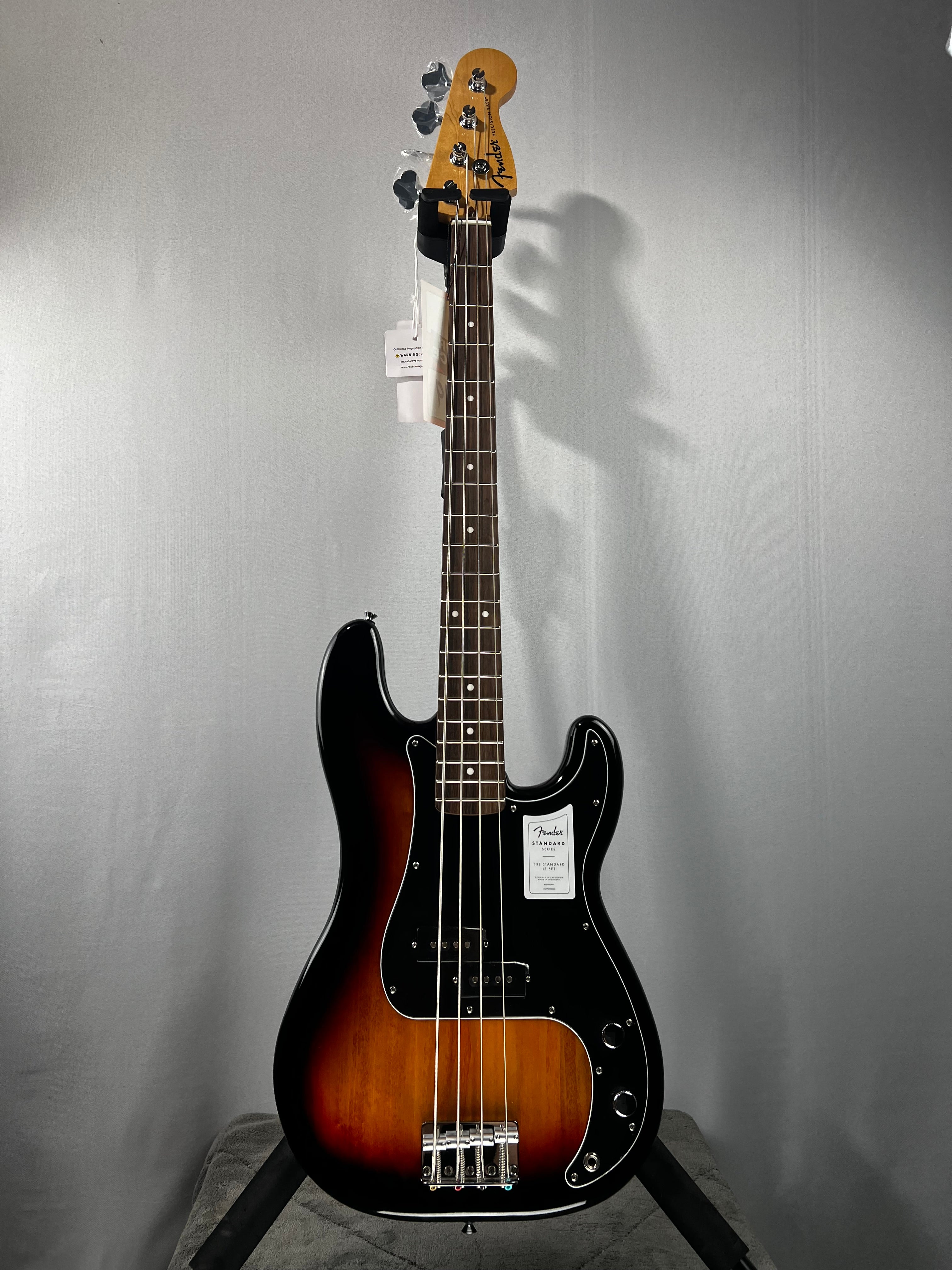 Standard Precision Bass - 3-color Sunburst, Laurel Fingerboard #796