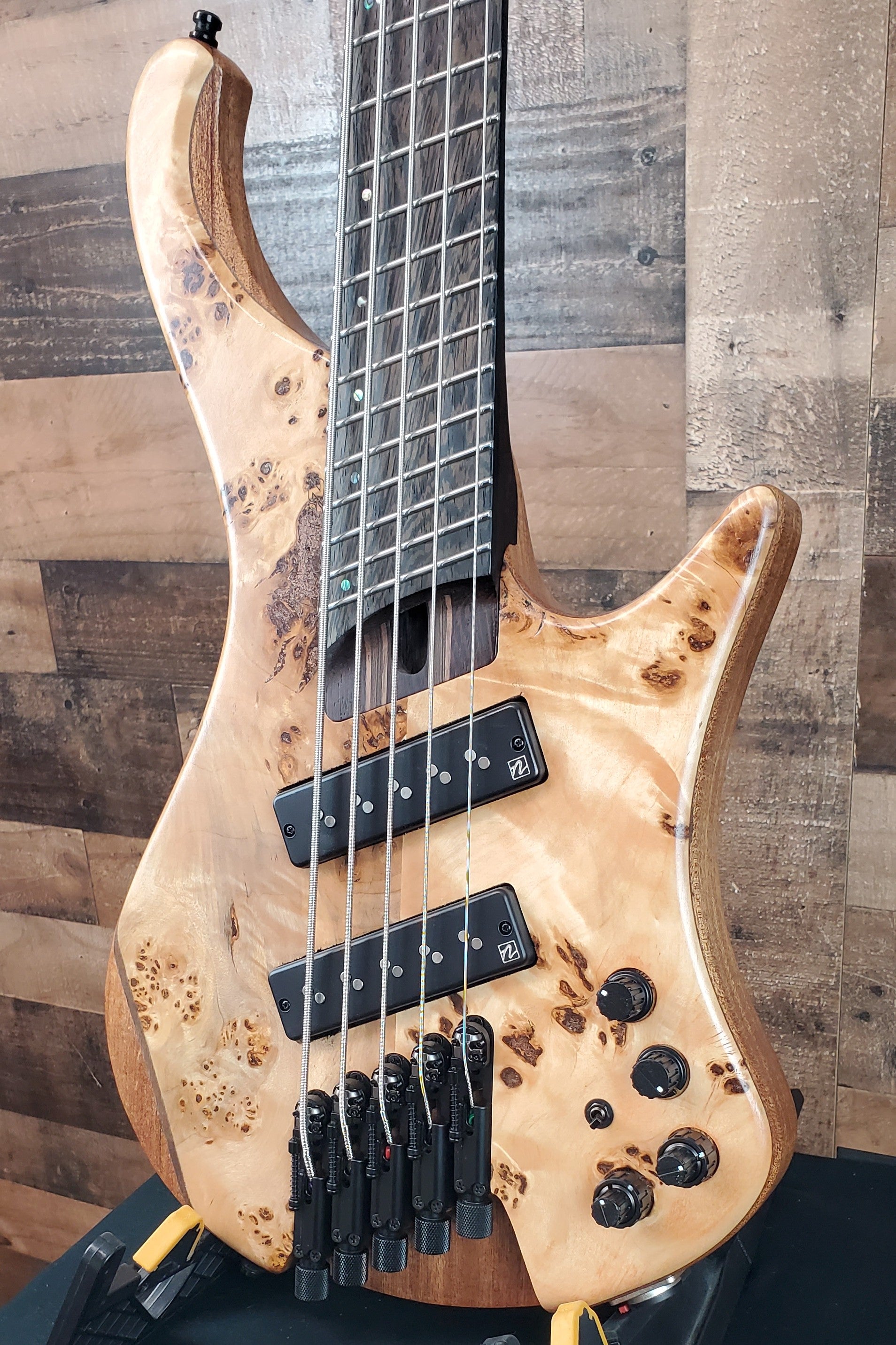 EHB1505SMS Bass Guitar, Florid Natural Low Gloss, Gig Bag, 650