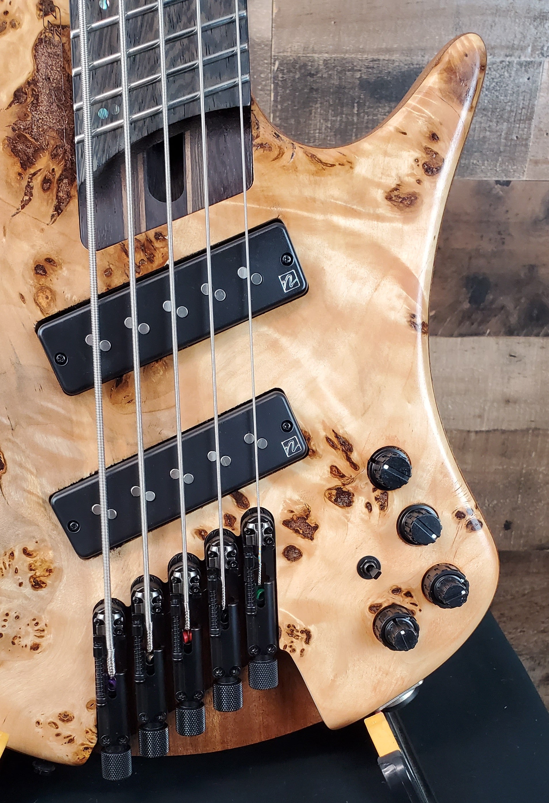 EHB1505SMS Bass Guitar, Florid Natural Low Gloss, Gig Bag, 650