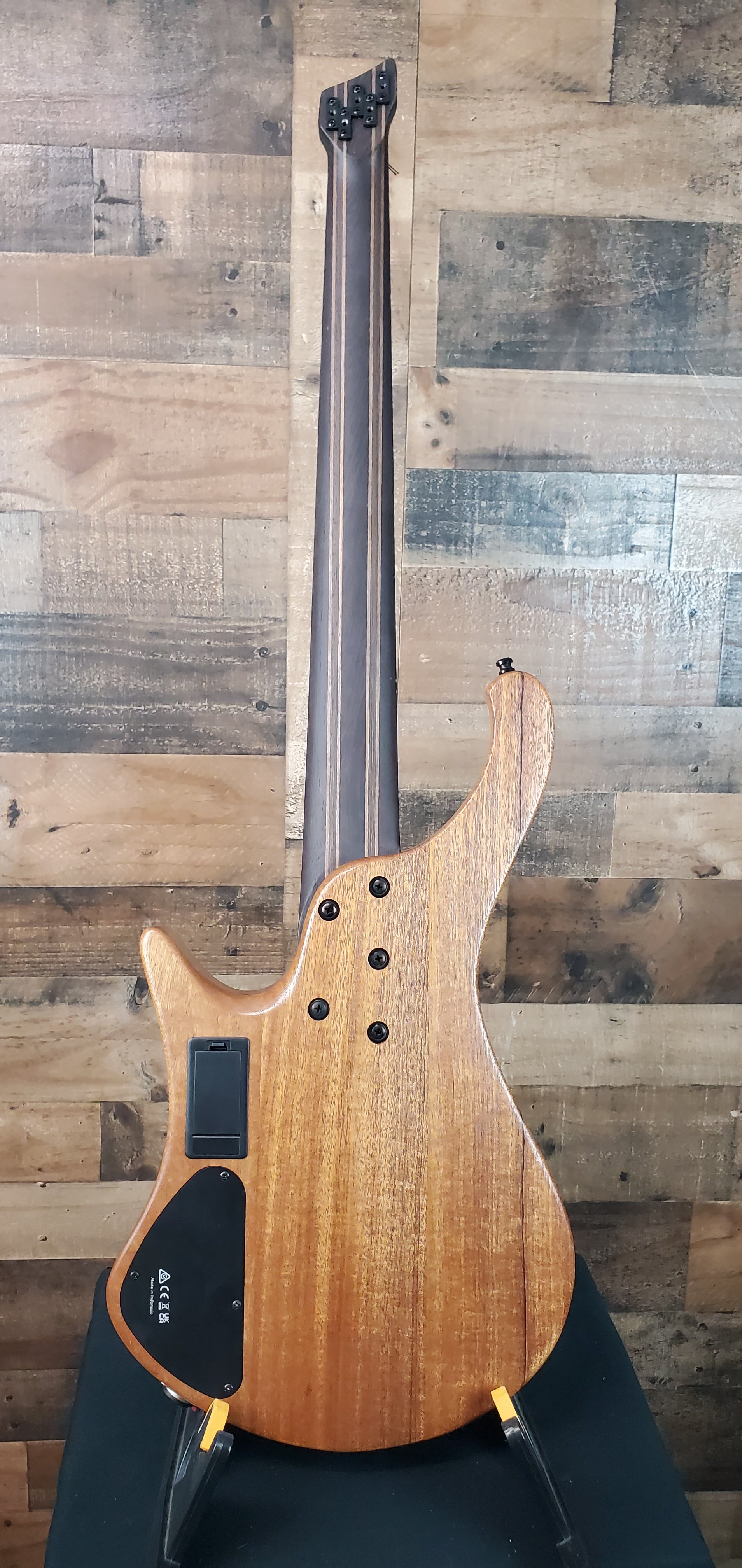 EHB1505SMS Bass Guitar, Florid Natural Low Gloss, Gig Bag, 650