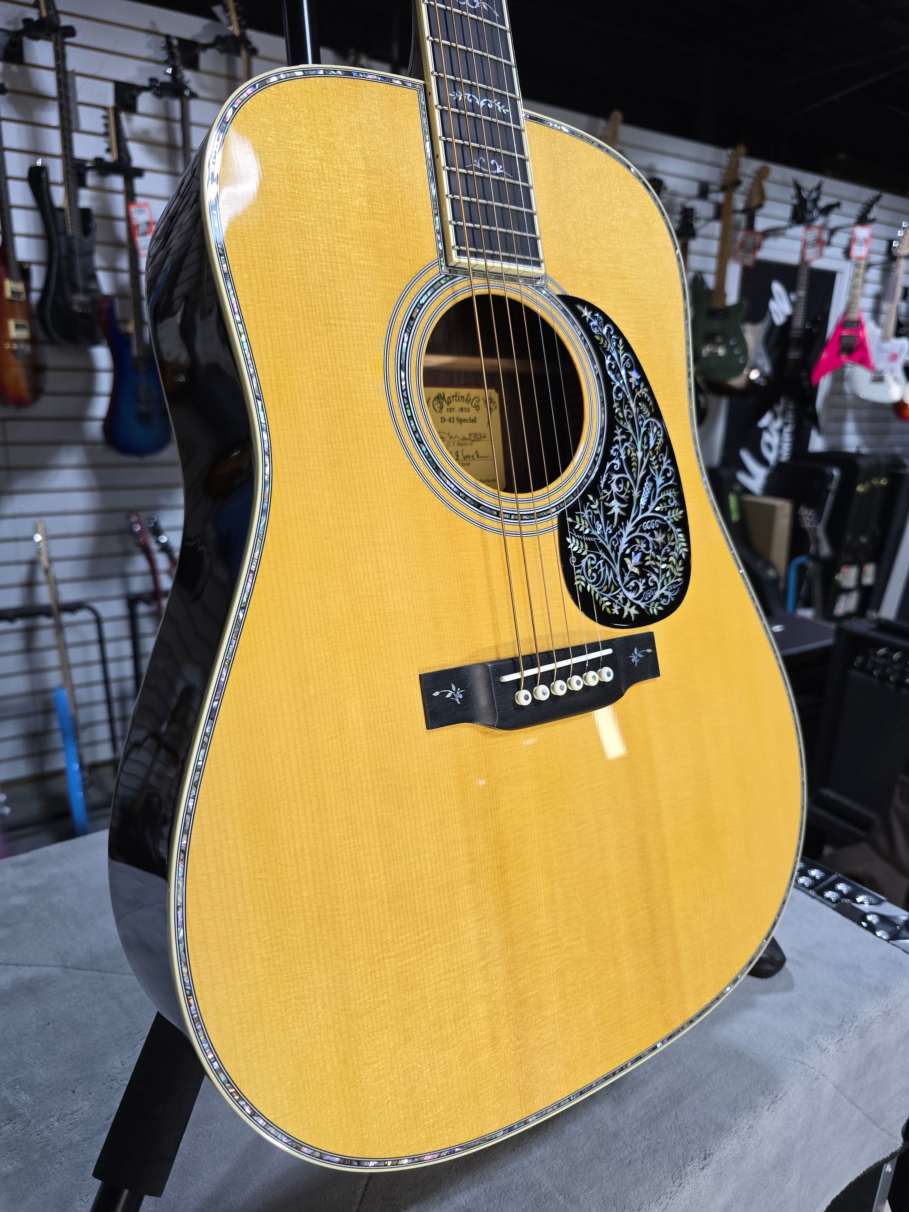 Martin D-42 Special Acoustic Guitar - Natural w/OHSC #550