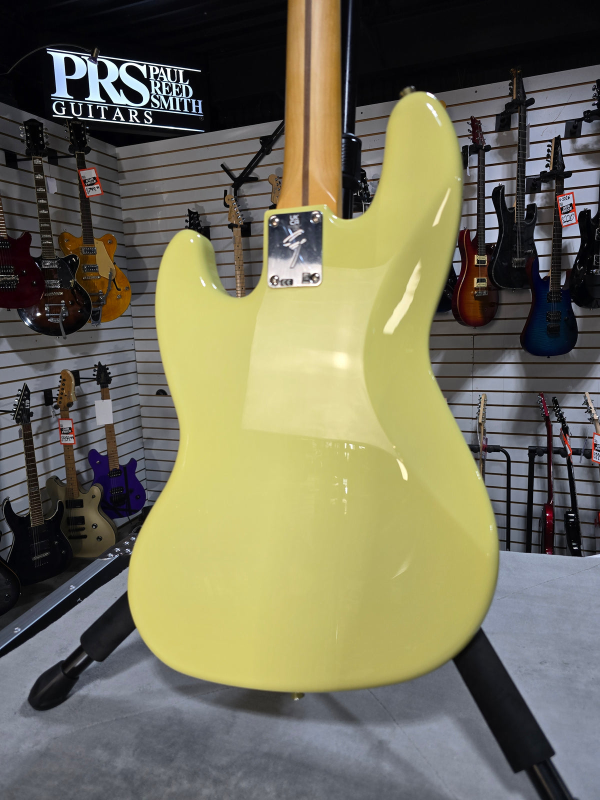 Fender Player II Jazz Bass Hialeah Yellow