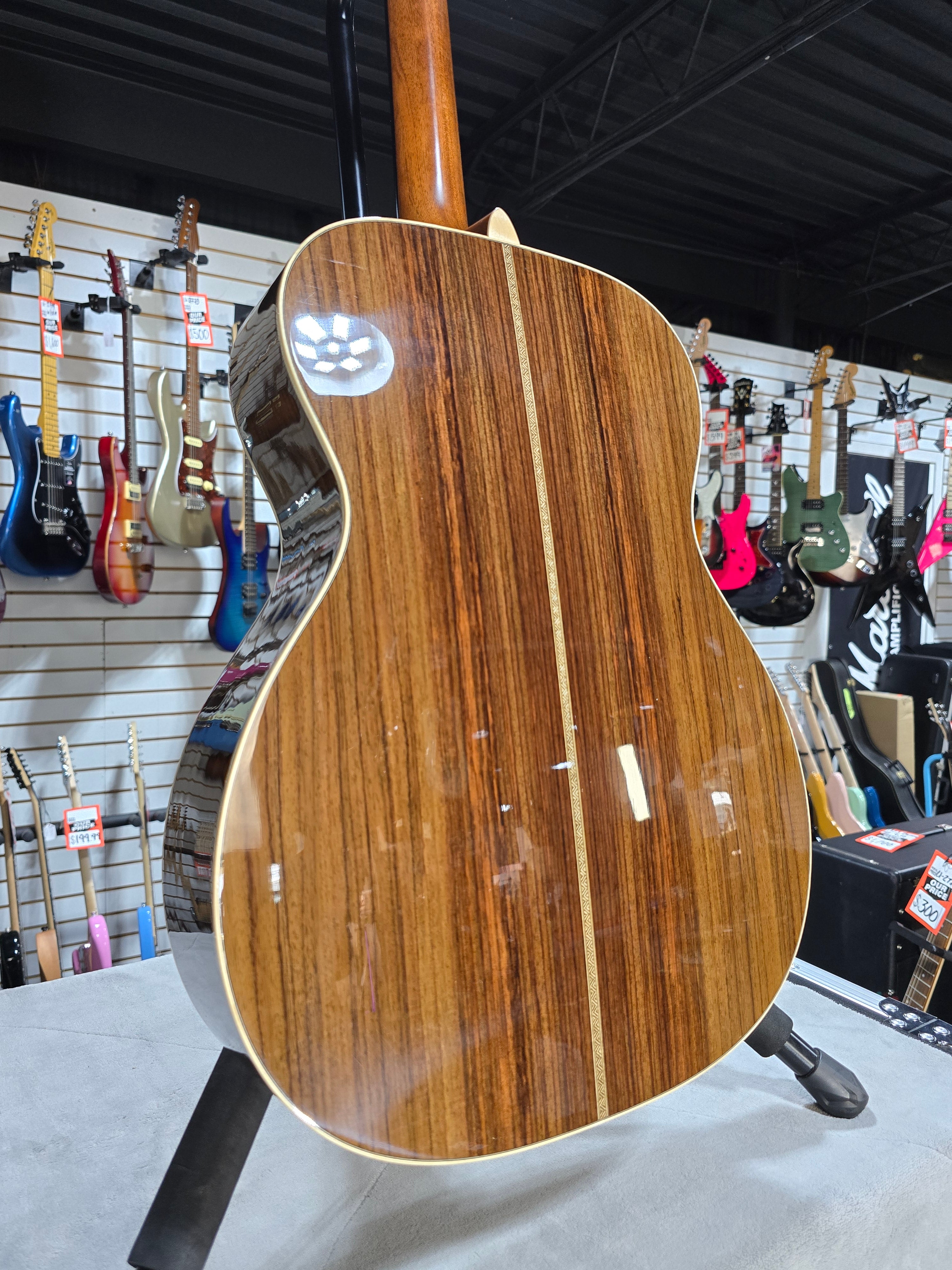 Martin 000-28 Modern Deluxe Natural
