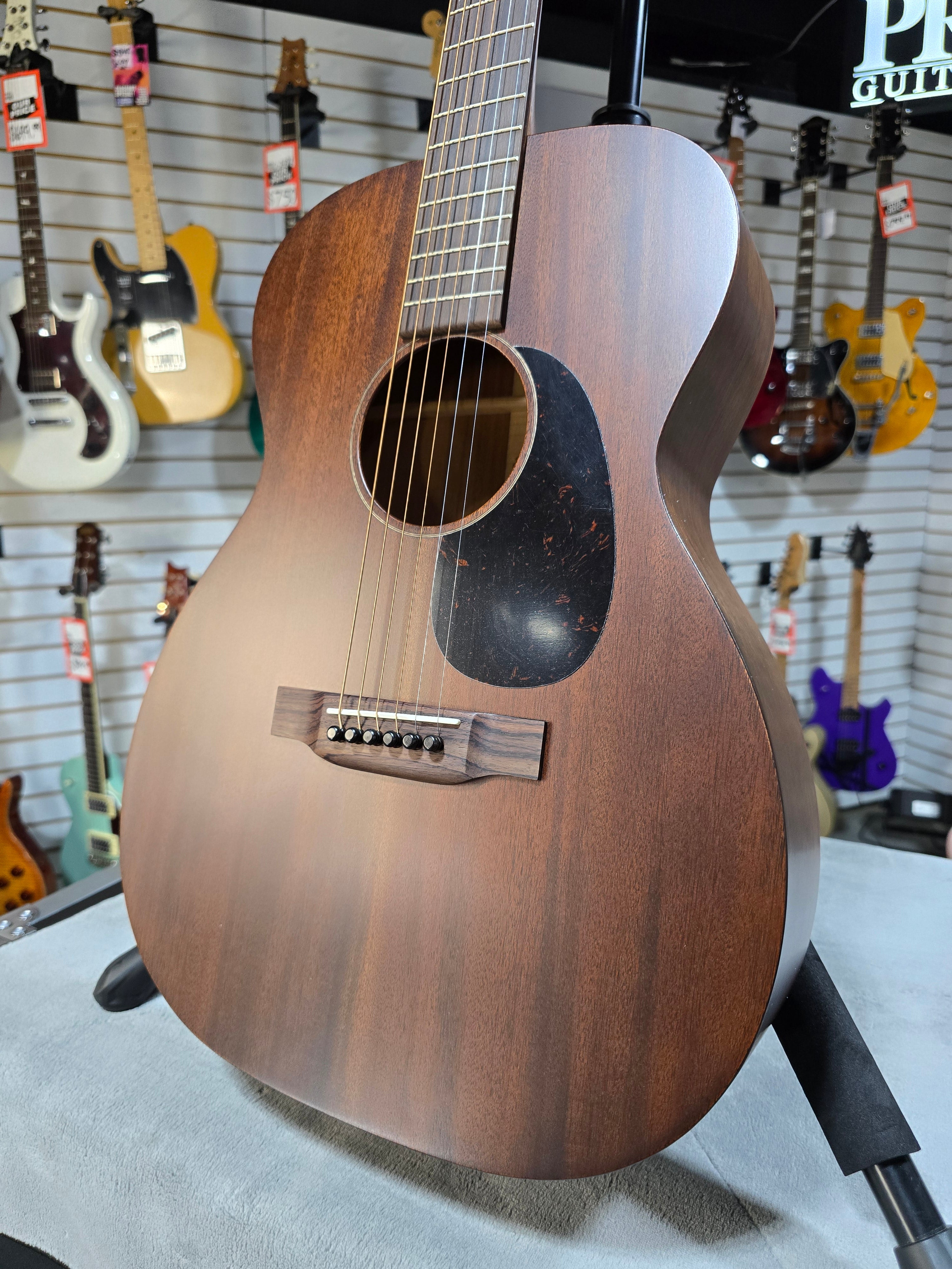 Martin 000-15M StreetMaster Acoustic Guitar - Mahogany Burst w/Gig Bag & PLEK*D #389