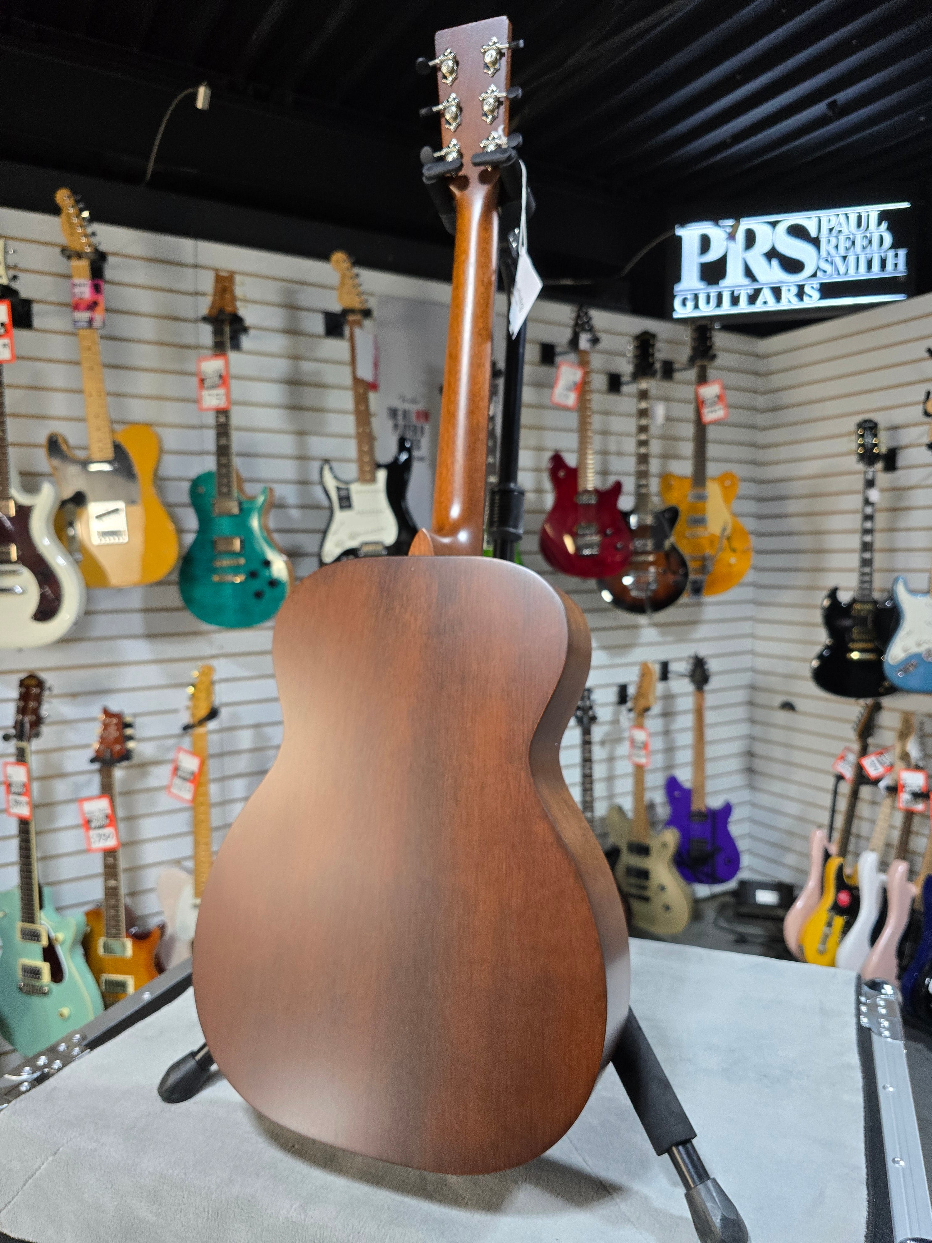 Martin 000-15M StreetMaster Acoustic Guitar - Mahogany Burst w/Gig Bag & PLEK*D #389