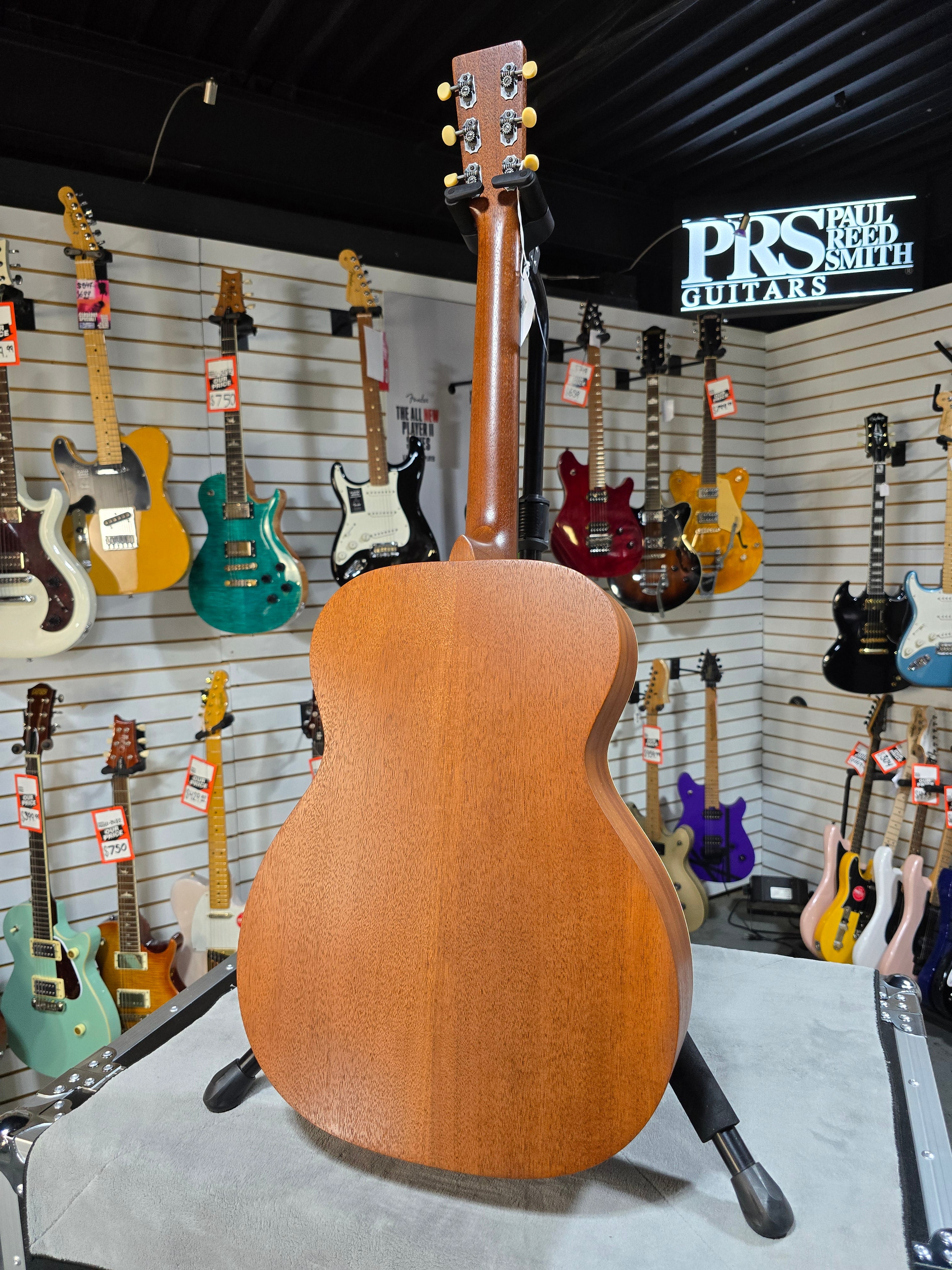 Martin 000-17L Acoustic Guitar - Whiskey Sunset Burst w/Gig Bag & PLEK*D #634