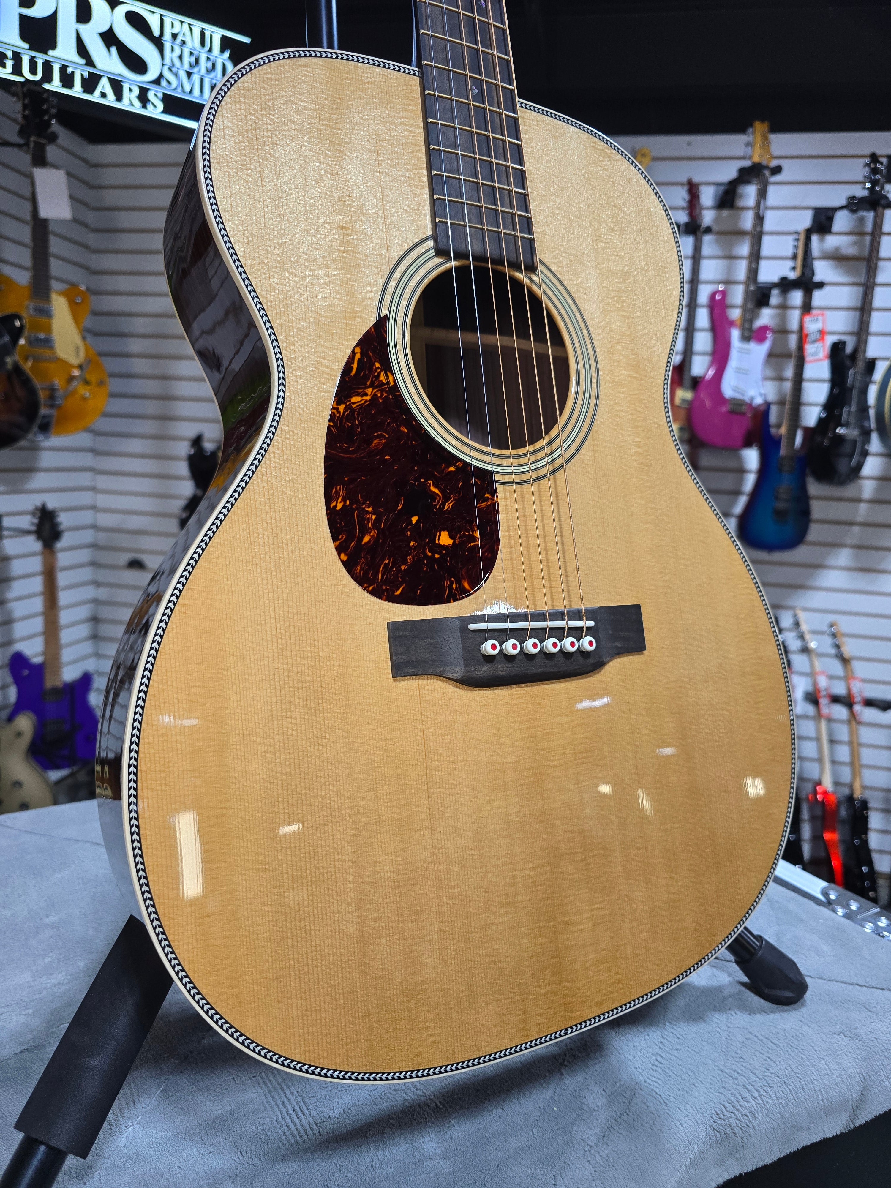 Martin OM-28 Modern Deluxe Left Handed Acoustic Guitar - Natural (2025) w/OHSC & PLEK*D #723
