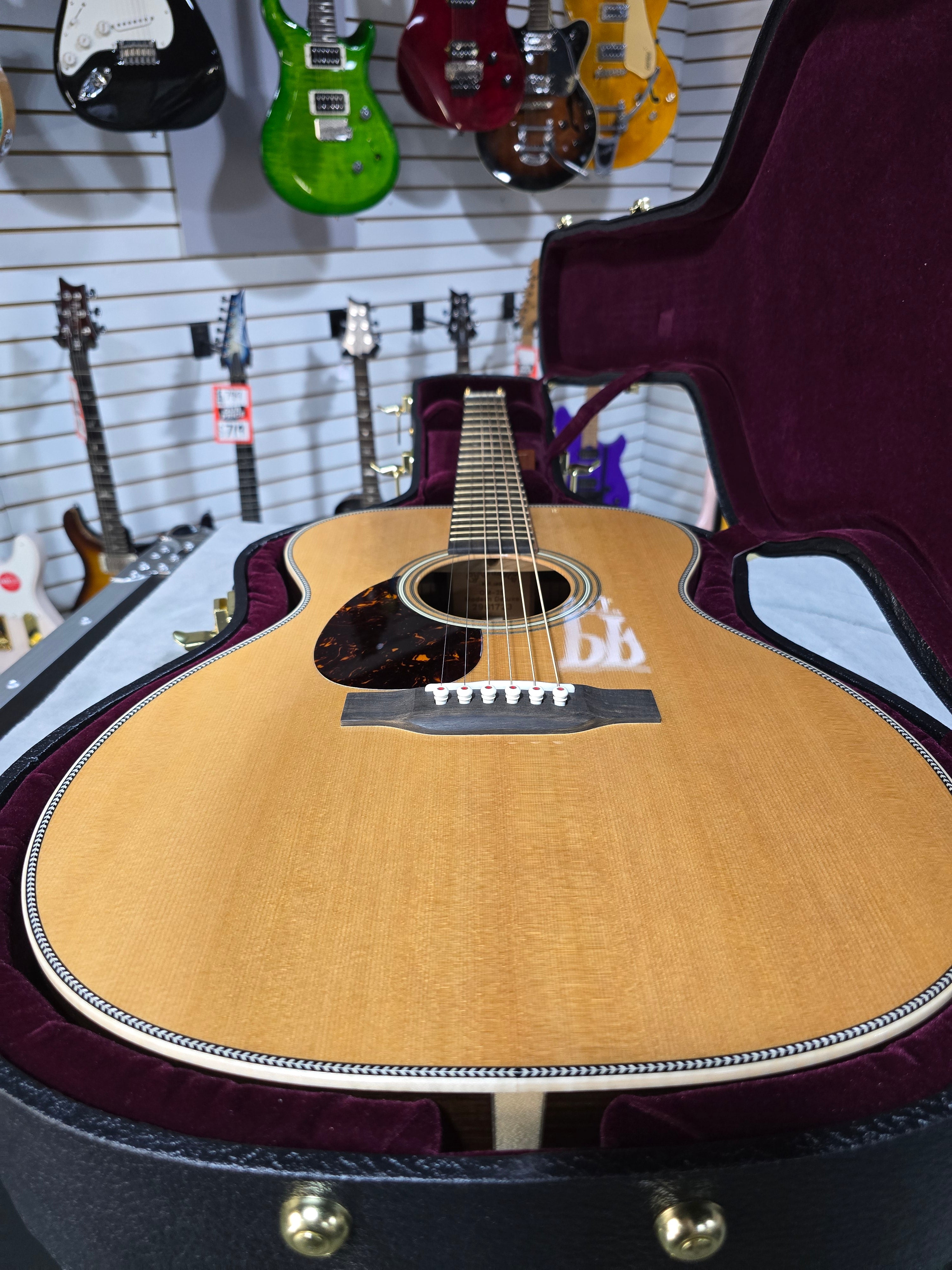 Martin OM-28 Modern Deluxe Left Handed Acoustic Guitar - Natural (2025) w/OHSC & PLEK*D #723