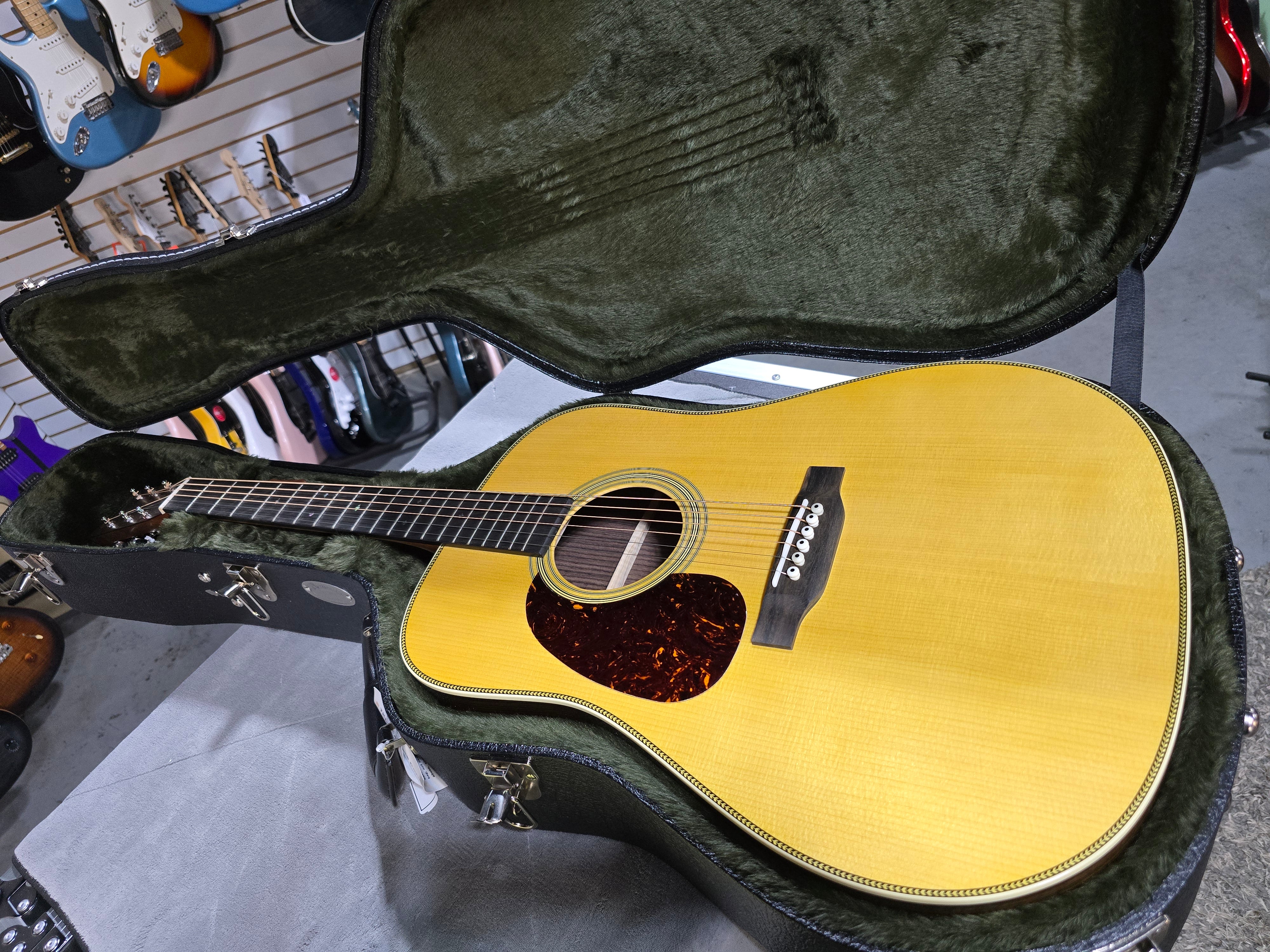 Martin Billy Strings Signature D-28 Left Handed Acoustic Guitar W/OHSC & PLEK*D #858