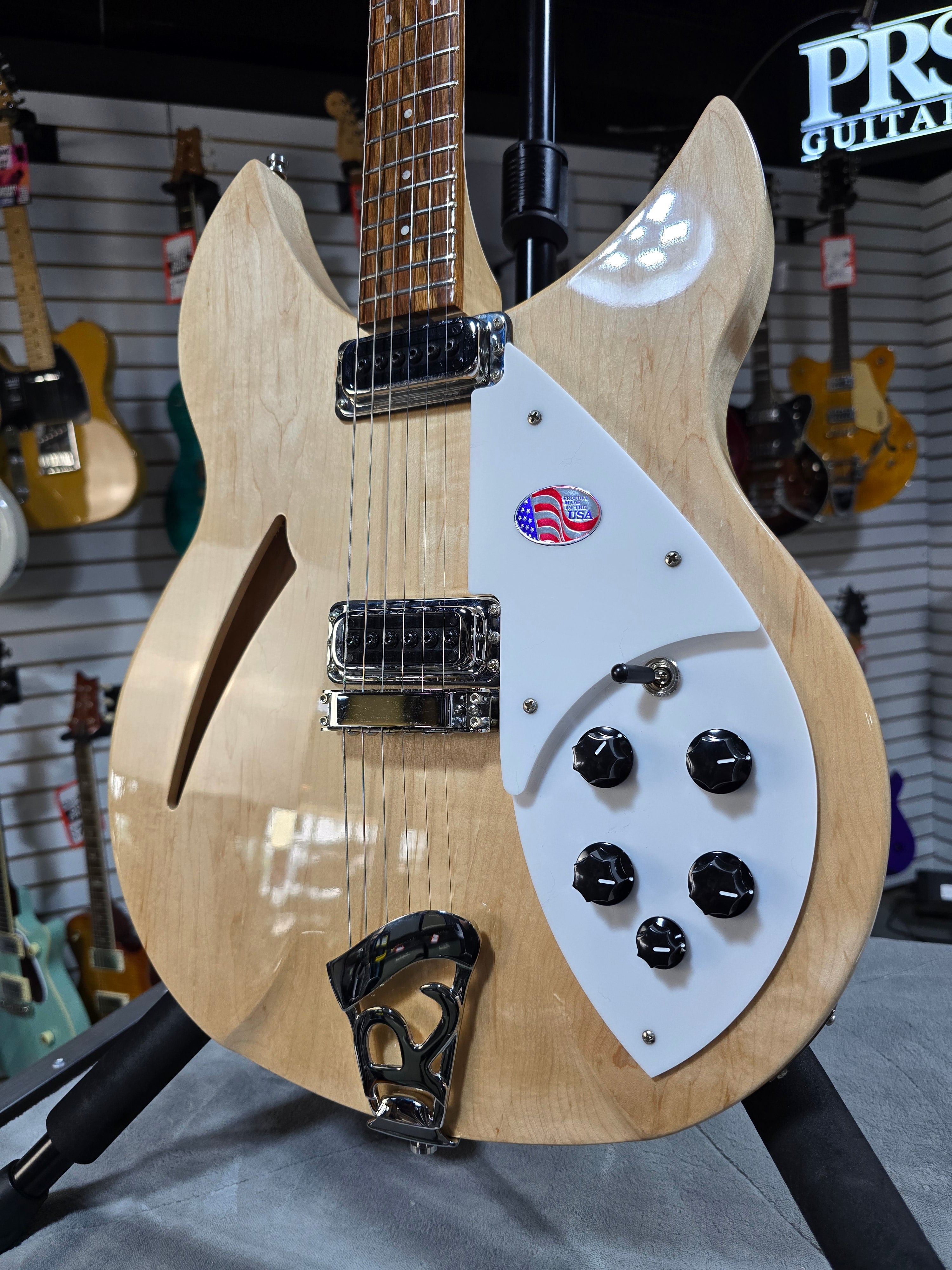 2025 Rickenbacker 330MG Guitar - Mapleglo W/OHSC #729