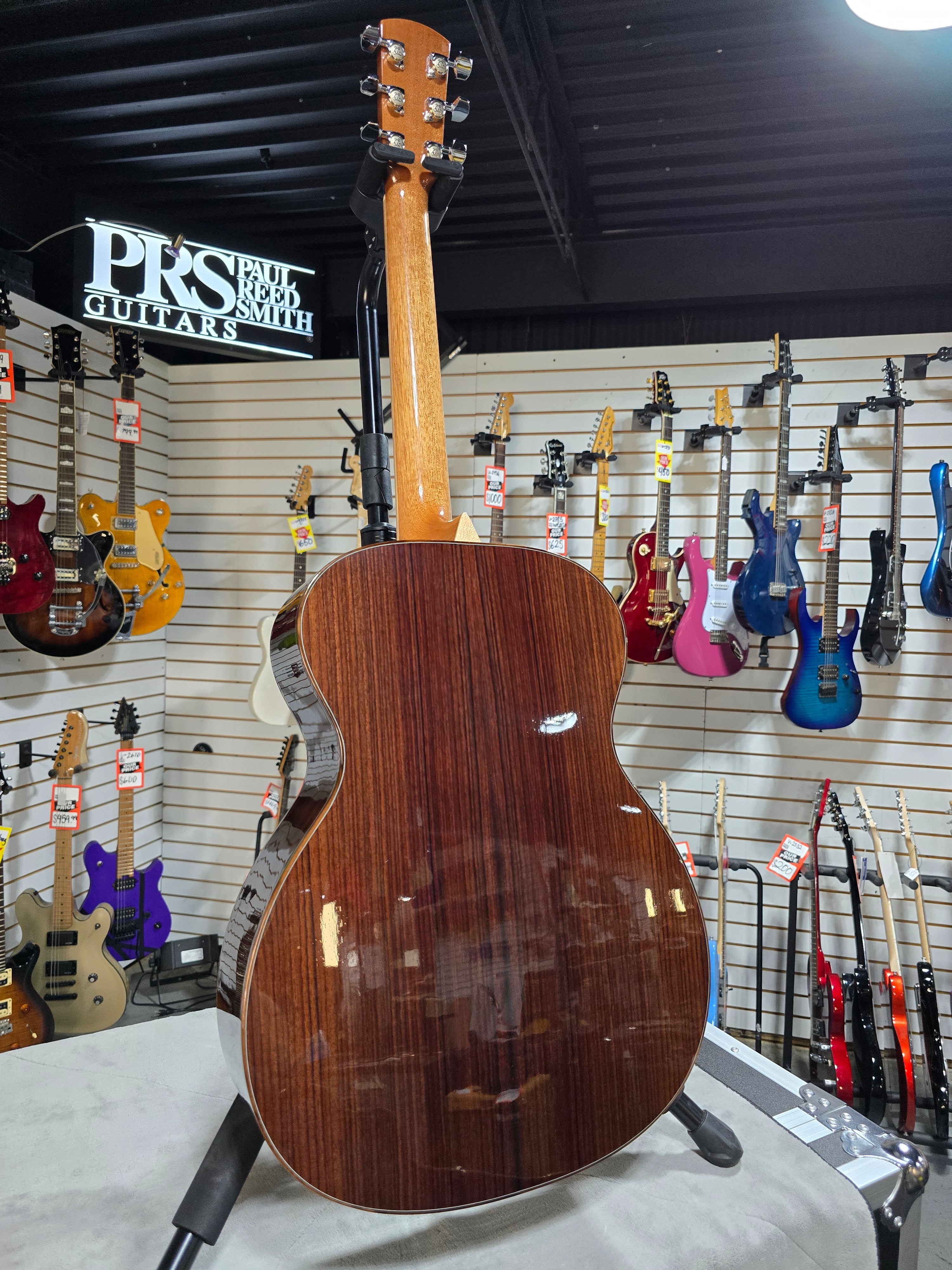 Larrivee OM-10 Acoustic Guitar - Natural - OHSC & PLEK*D
