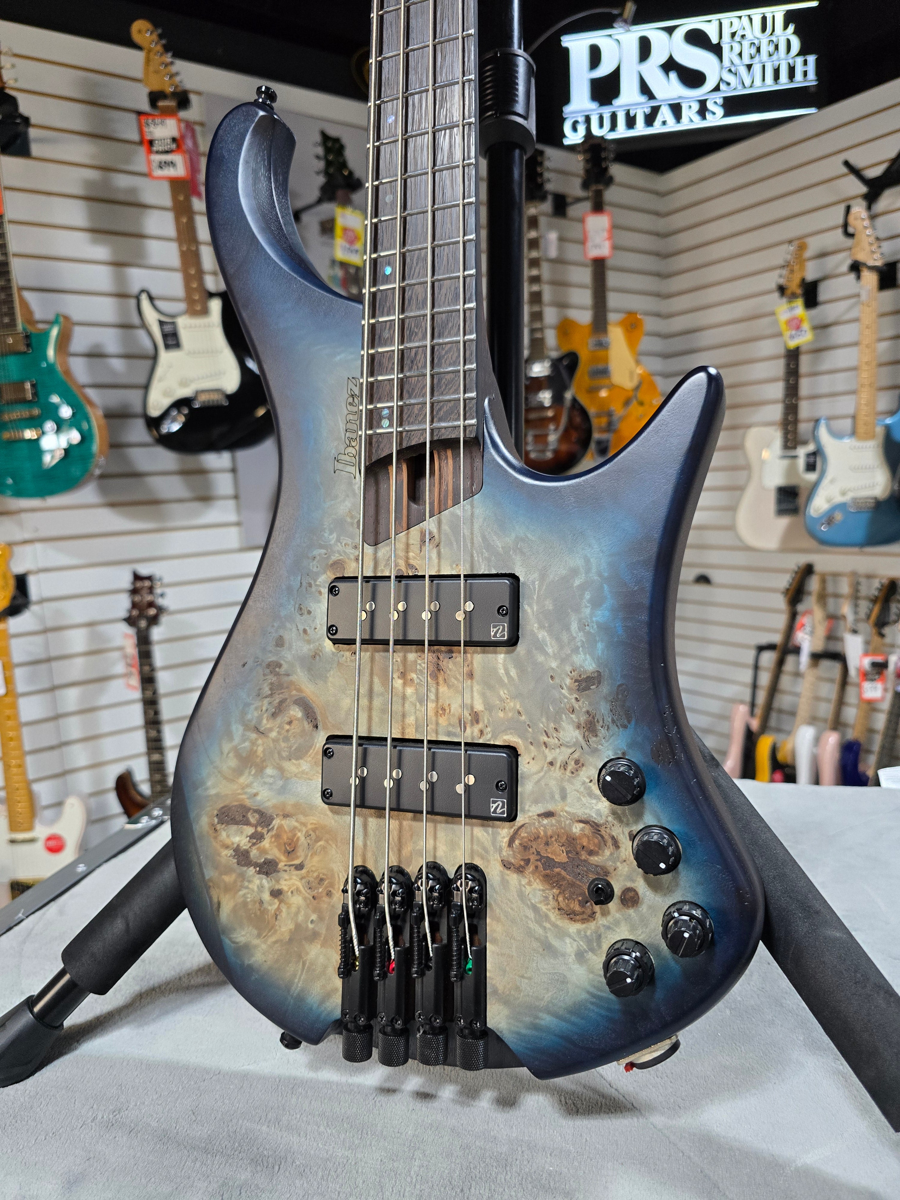 Ibanez EHB1500 Cosmic Blue Starburst Flat