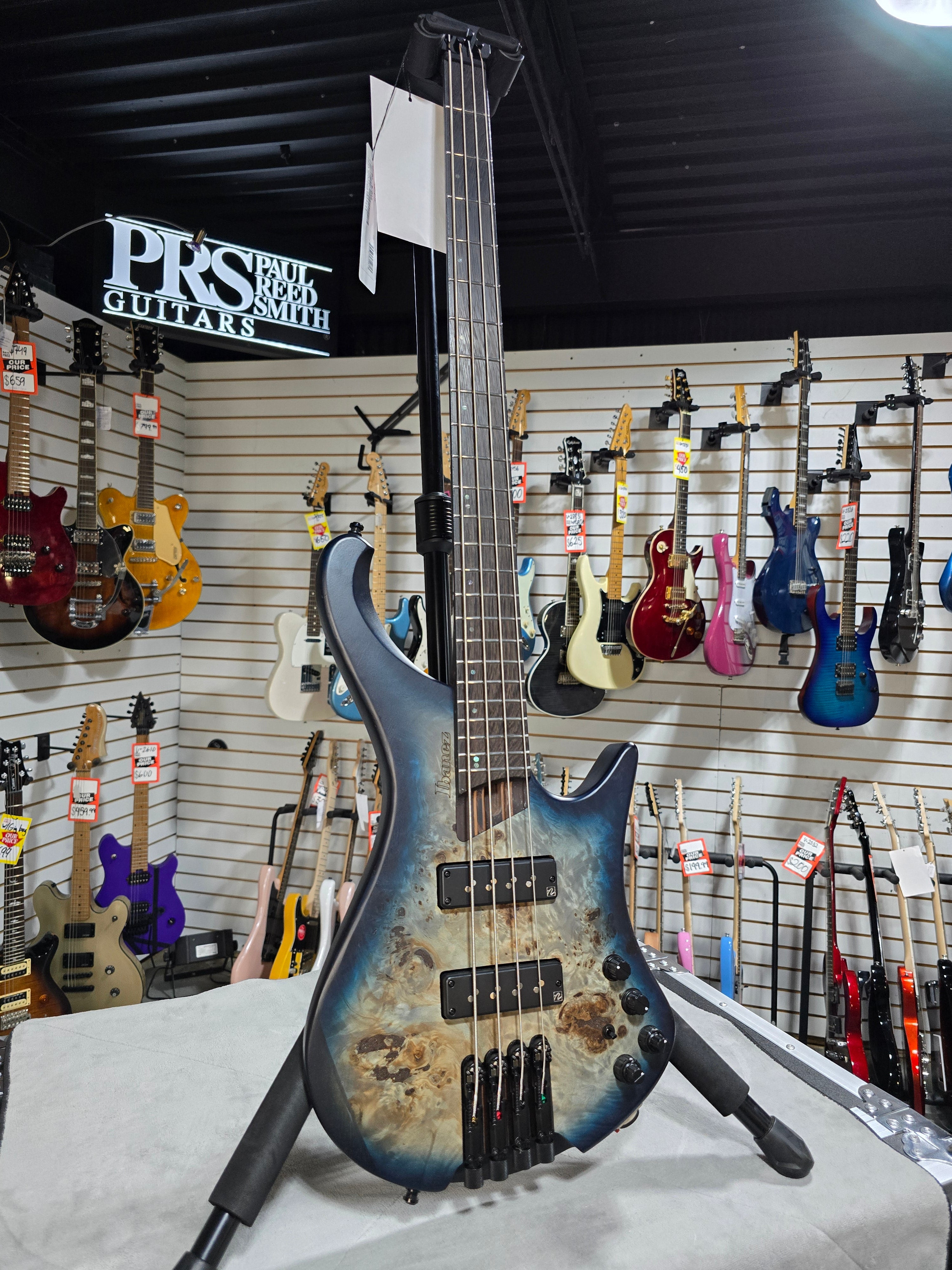 Ibanez EHB1500 Cosmic Blue Starburst Flat