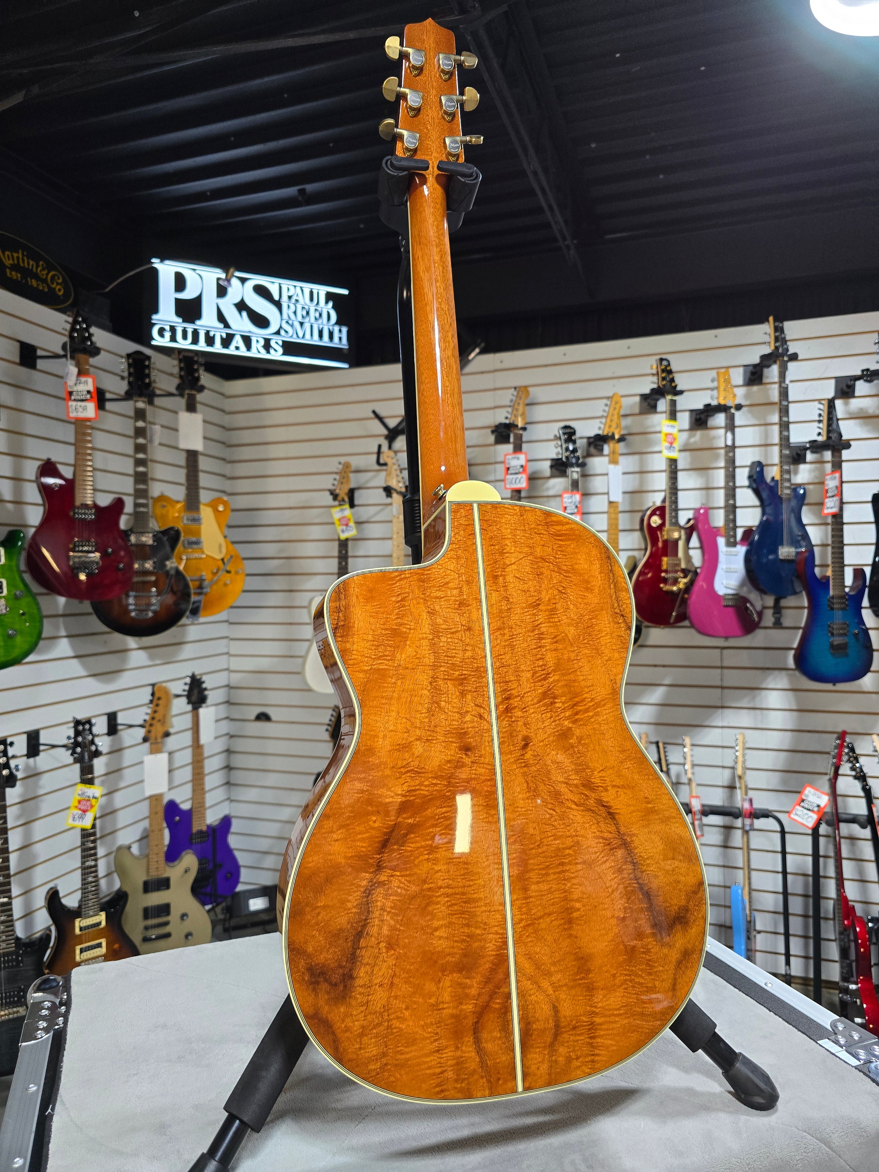 Takamine LTD2022 - Burnt Sienna Tint #195 GET PLEK'D!