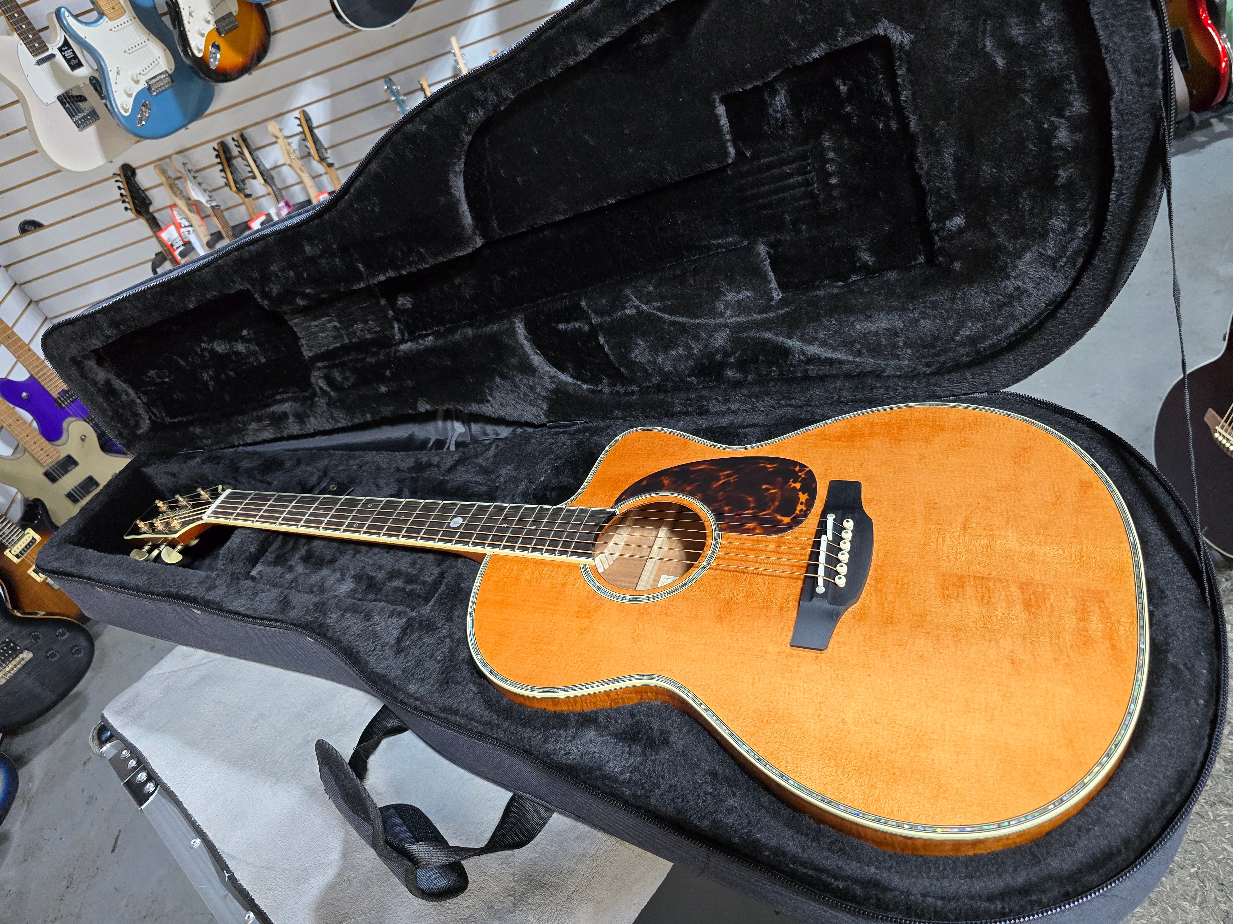 Takamine LTD2022 - Burnt Sienna Tint #195 GET PLEK'D!