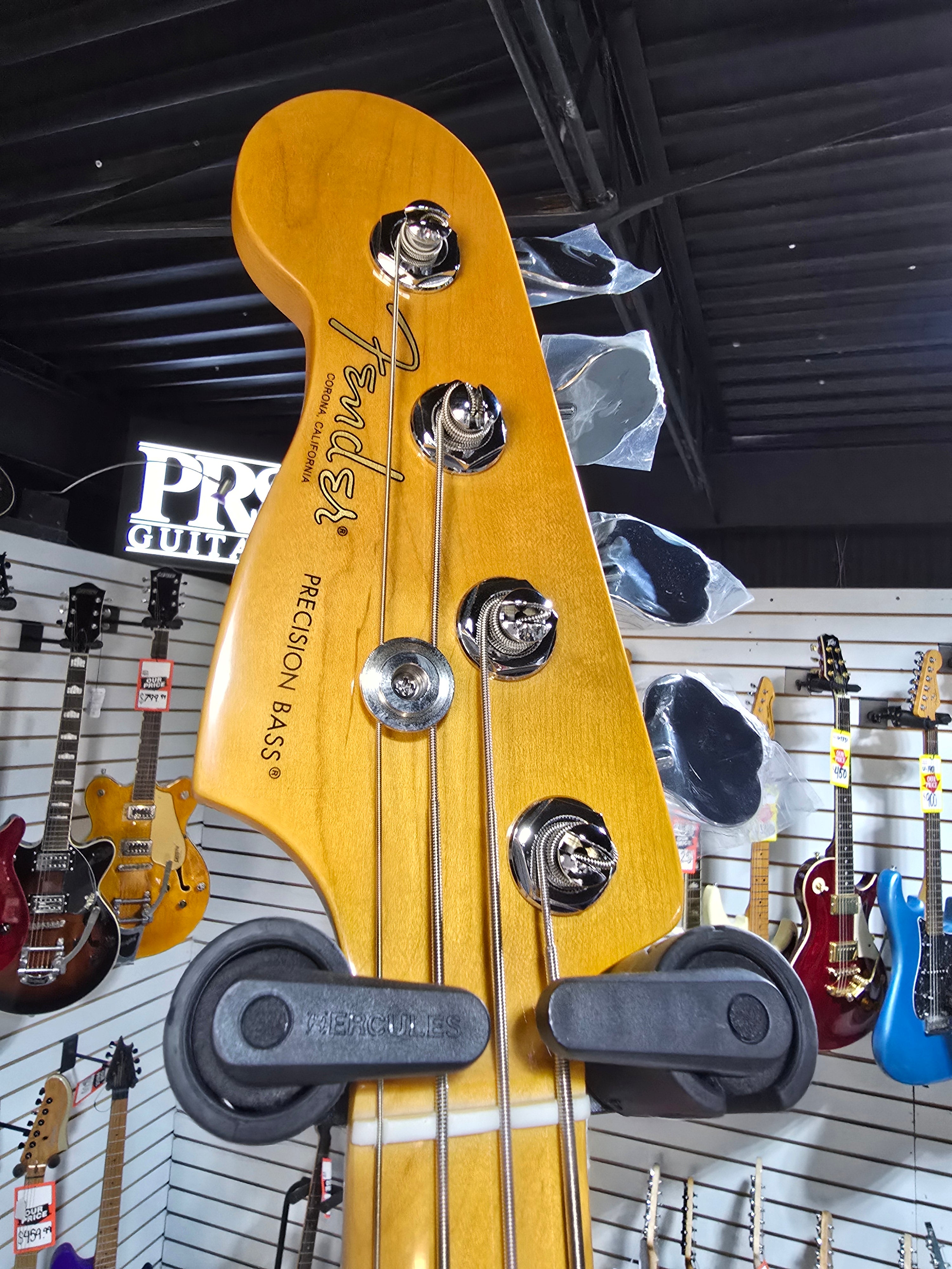 Fender American Professional II Precision Bass Left-handed - Black w/ Maple Fingerboard + OHSC & PLEK*D #590