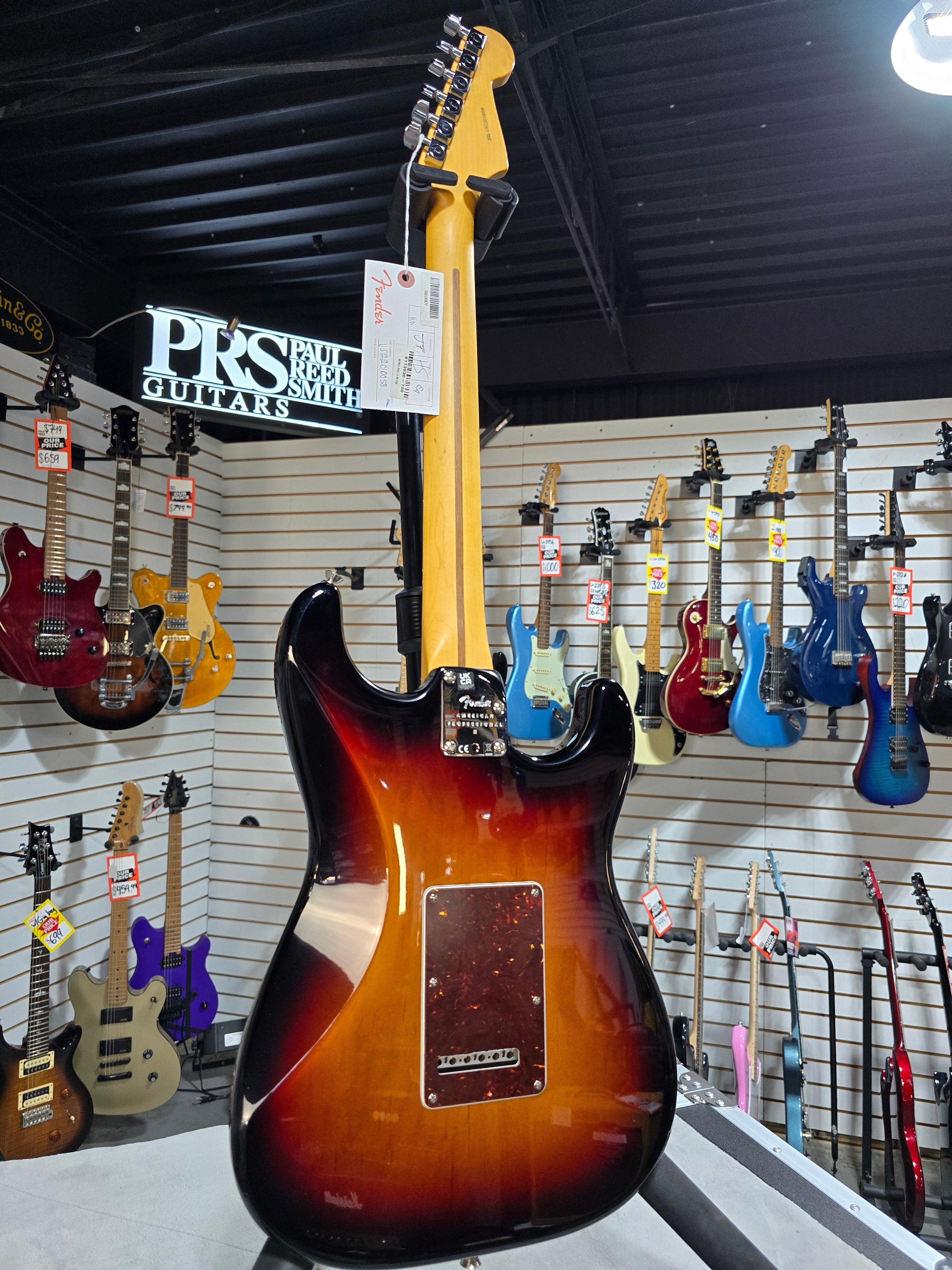 Fender American Professional II Stratocaster LH - 3 Color Sunburst w/Rosewood Fb + OSHC & PLEK*D #058