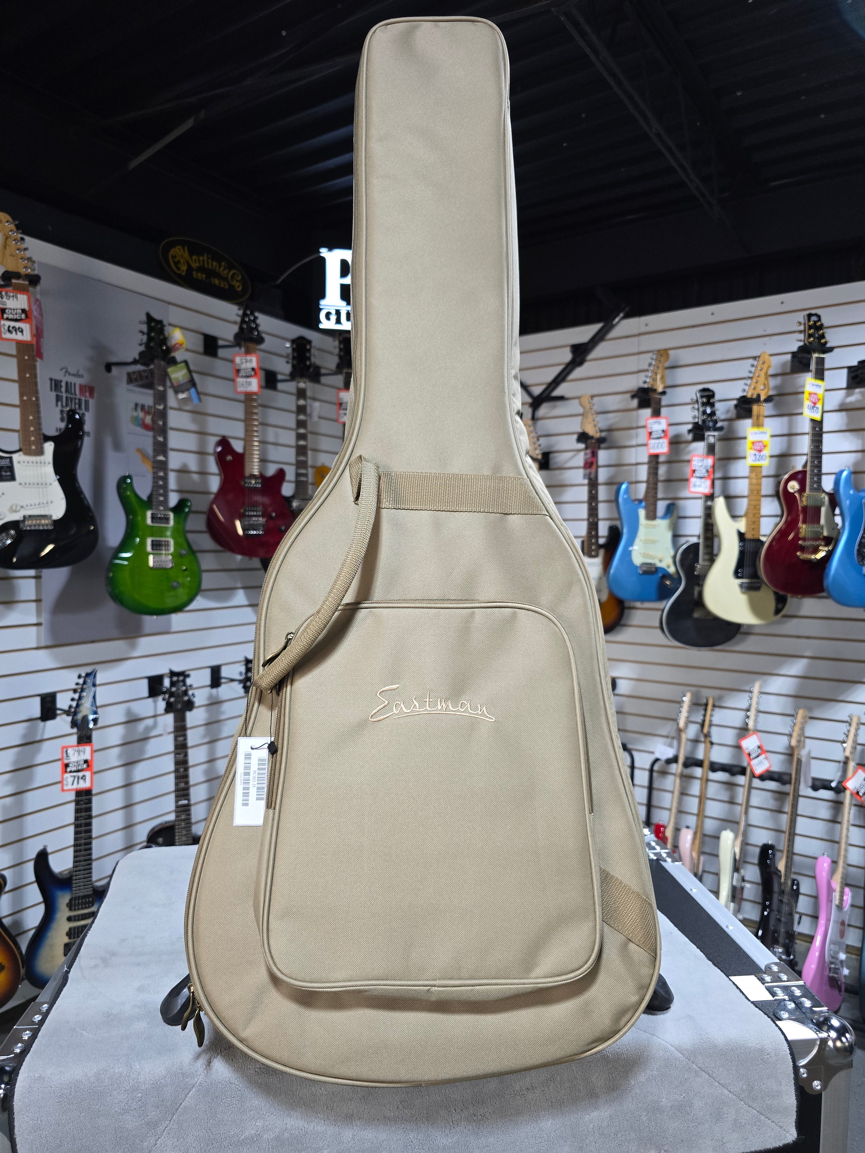 Eastman PCH2-D Acoustic Guitar - Natural w/ Gig Bag #701