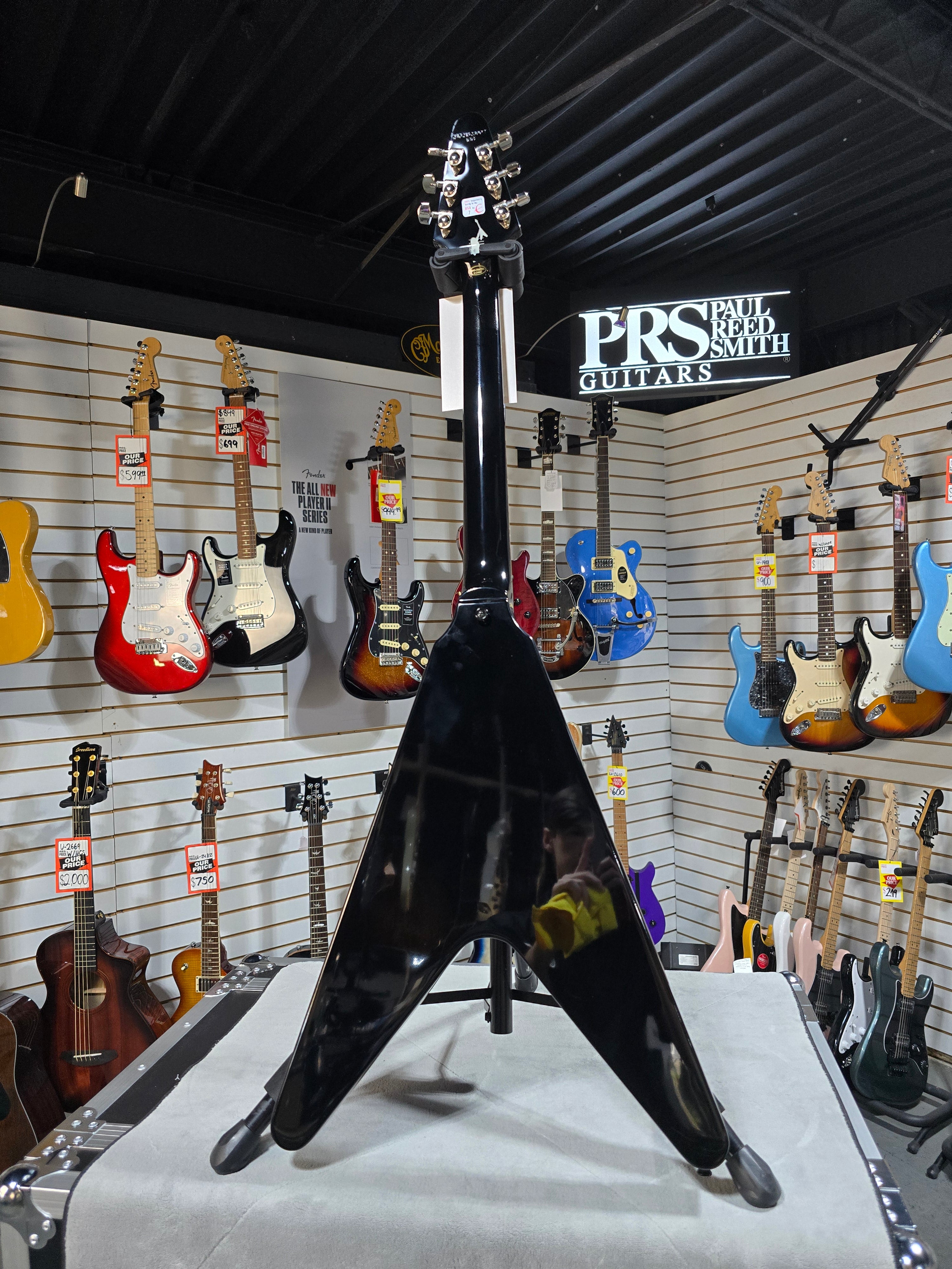 Epiphone Kirk Hammett 1979 Flying V - Ebony W/ OHSC & PLEK*D #902
