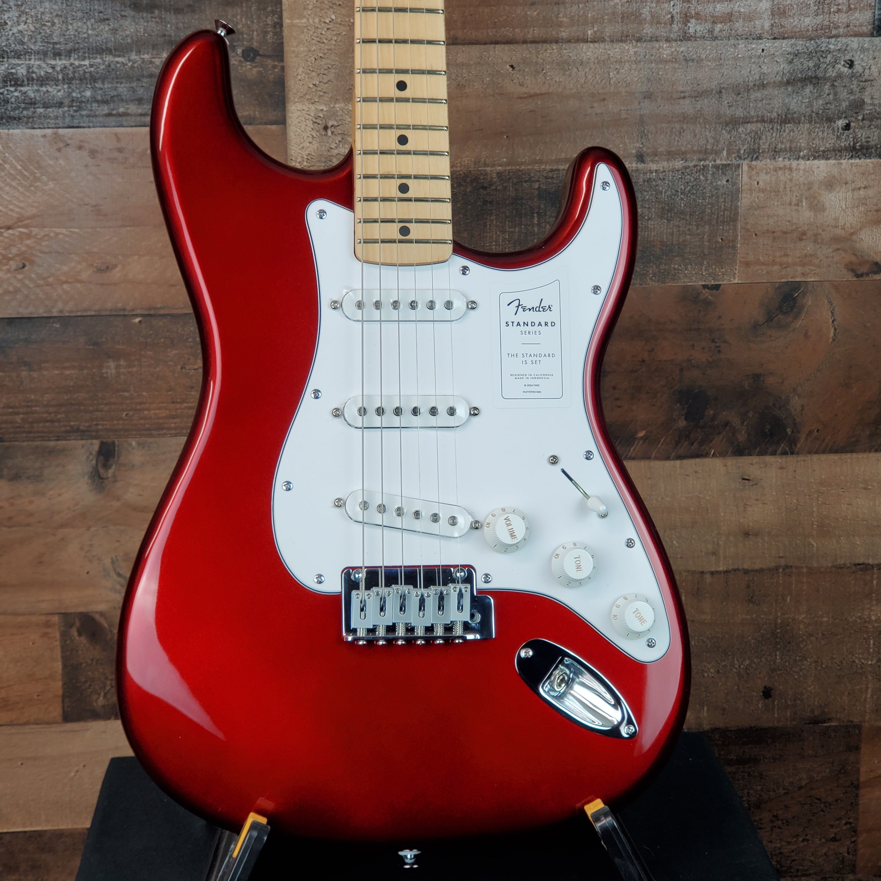 Fender Standard Stratocaster Candy Cola