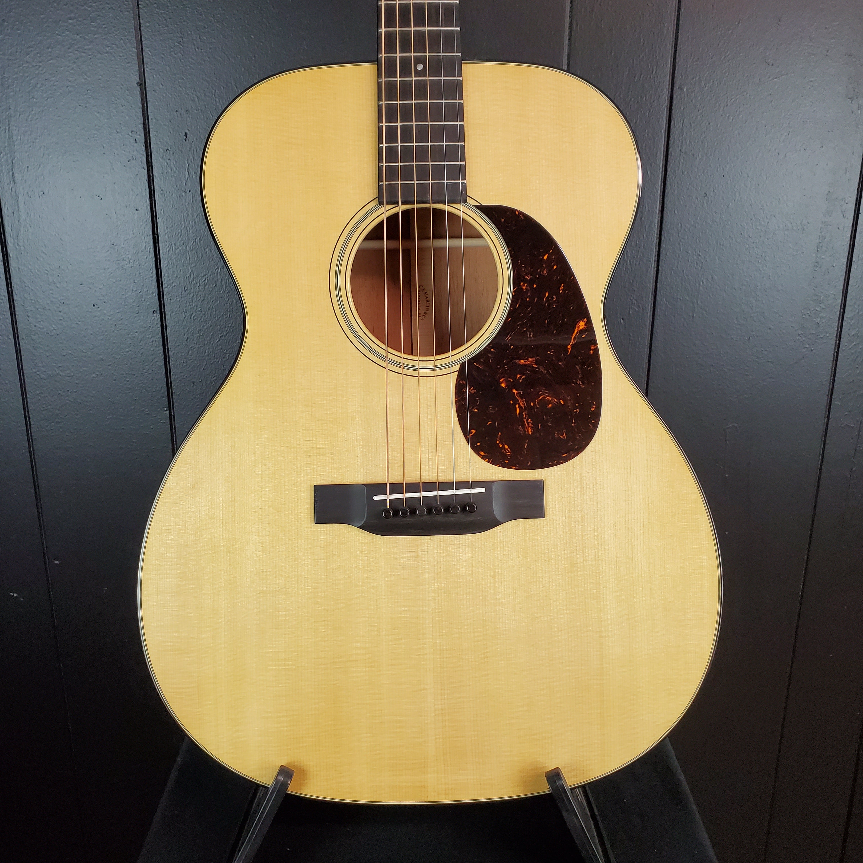 Martin 000-18 Standard Series Acoustic Guitar - Natural with Aging Toner- FREE SHIP 583