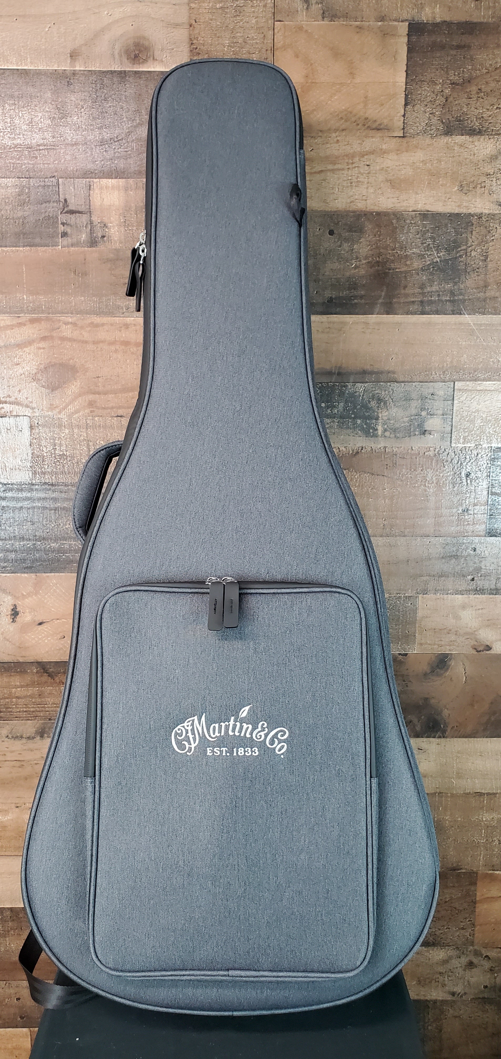 Martin Road Series DC-10E Modern 2026- Black 883