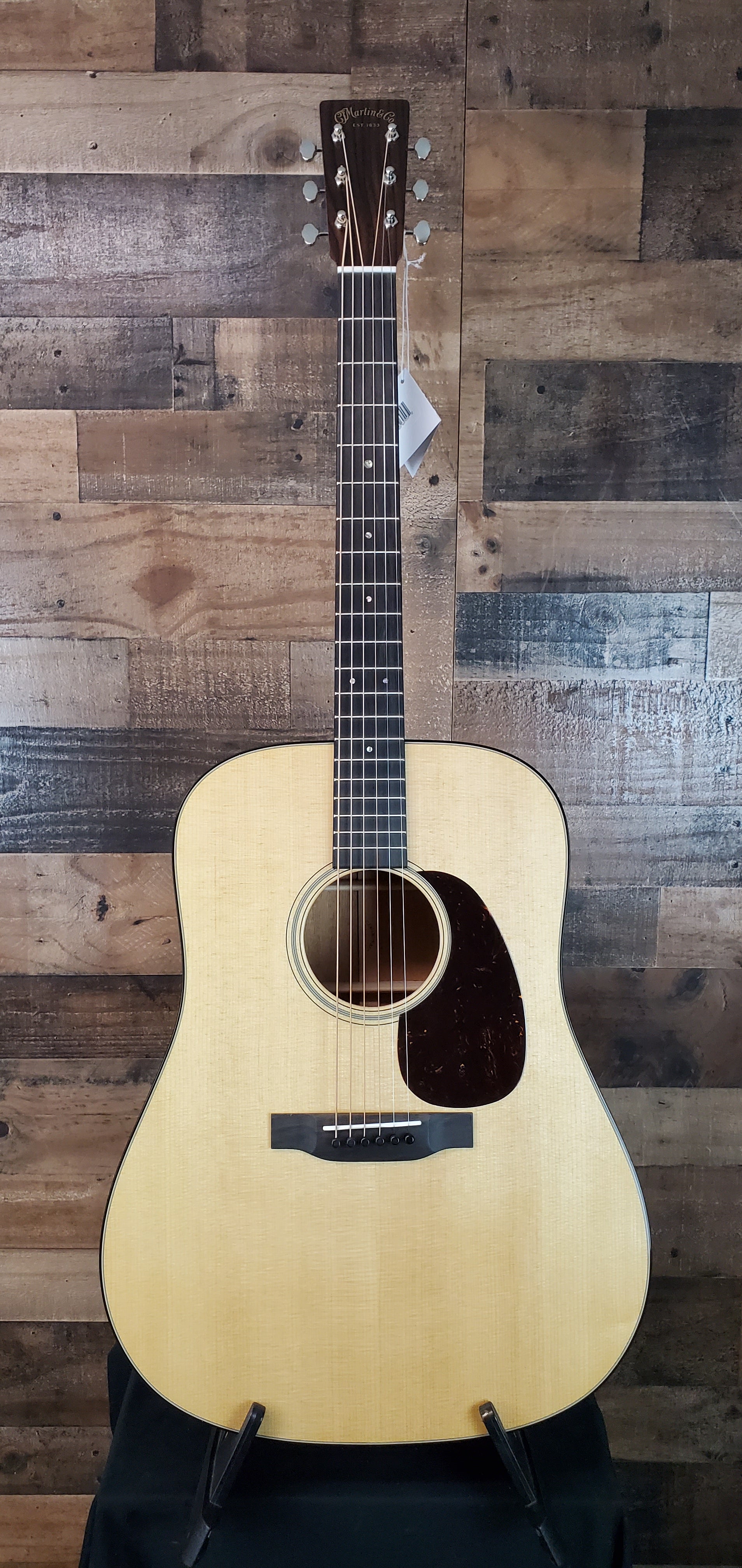 Martin Super D-18 Acoustic Guitar - Natural, Hardcase, Free Ship, 763
