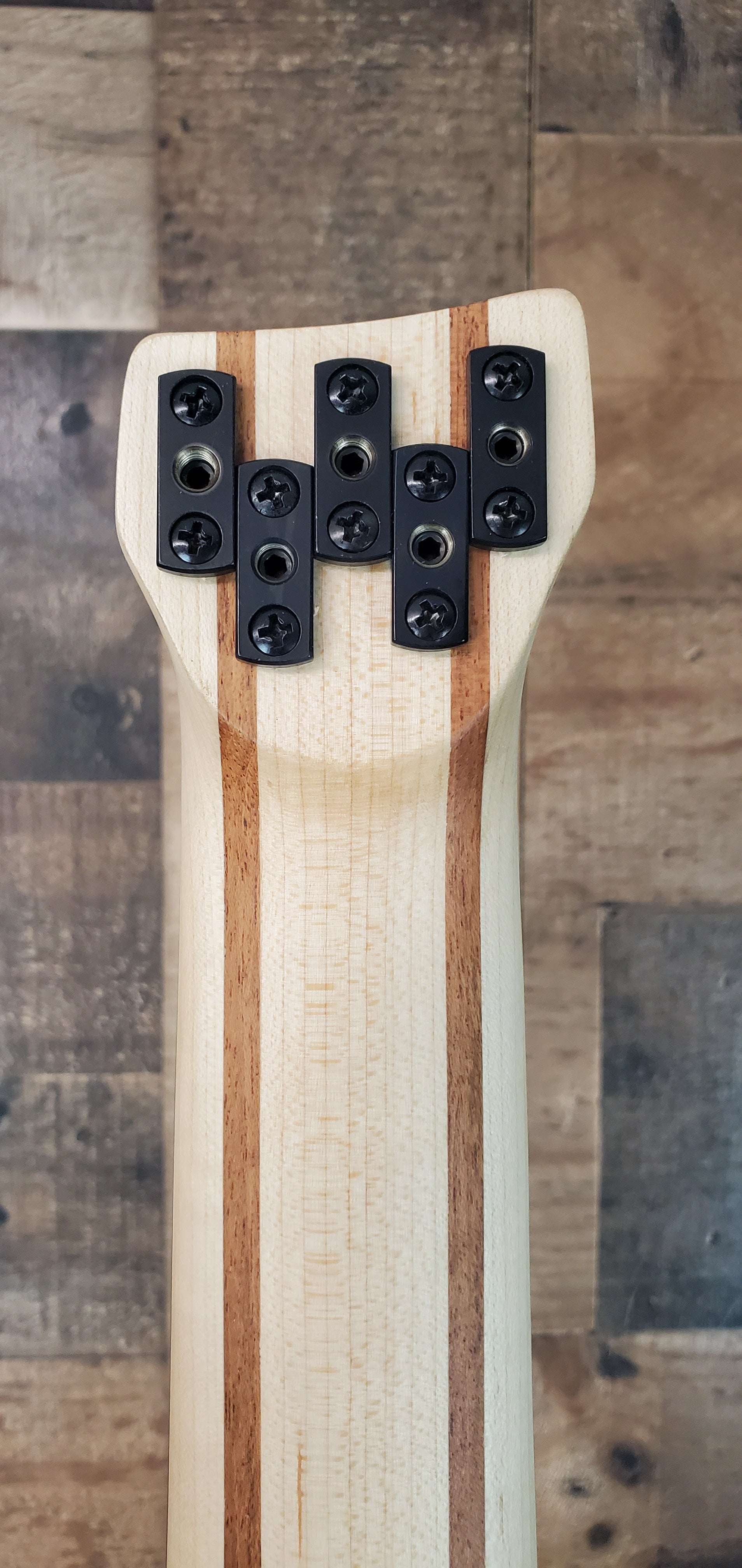 Ibanez EHB605 Purist Blue Matte