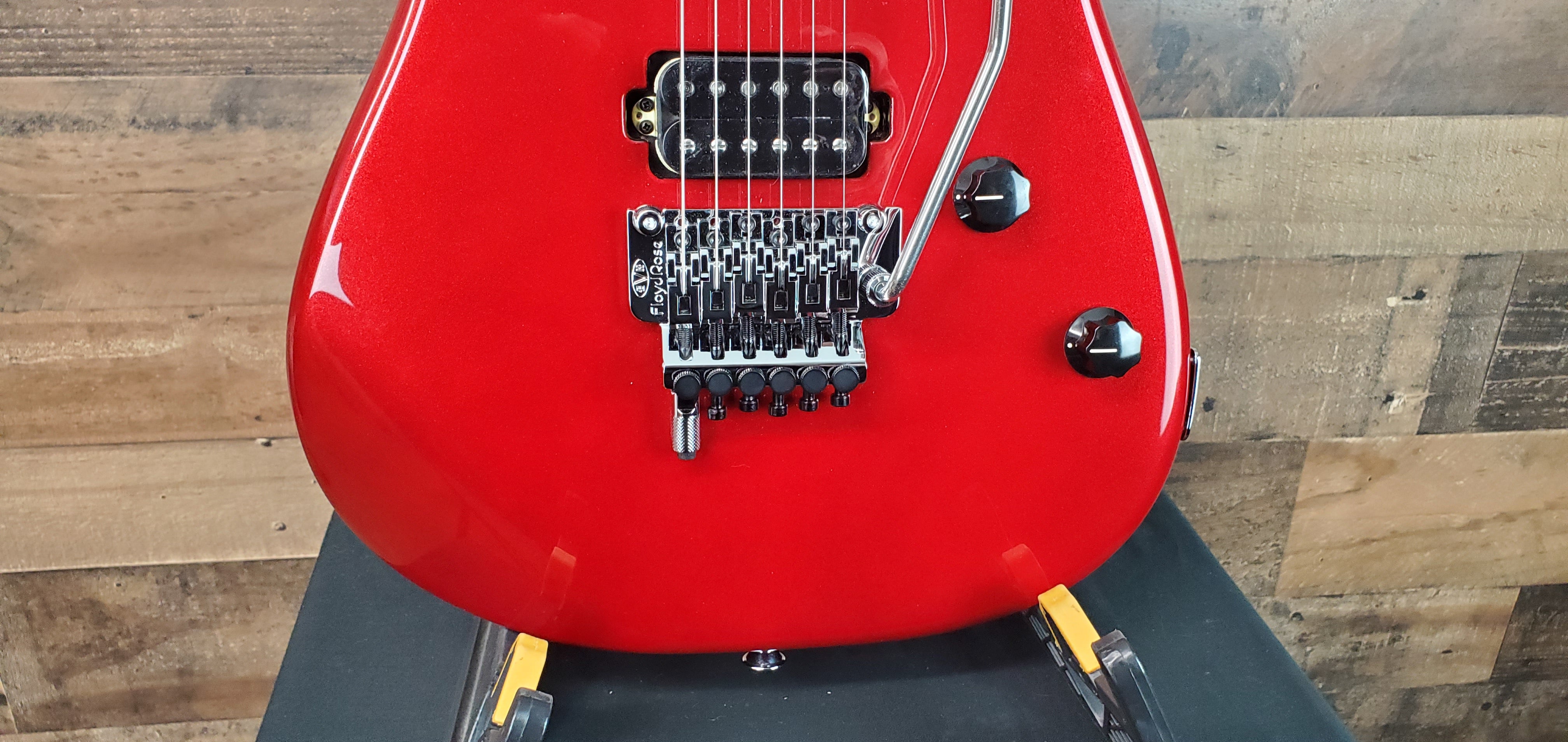 EVH 5150 Series Deluxe Candy Apple Red