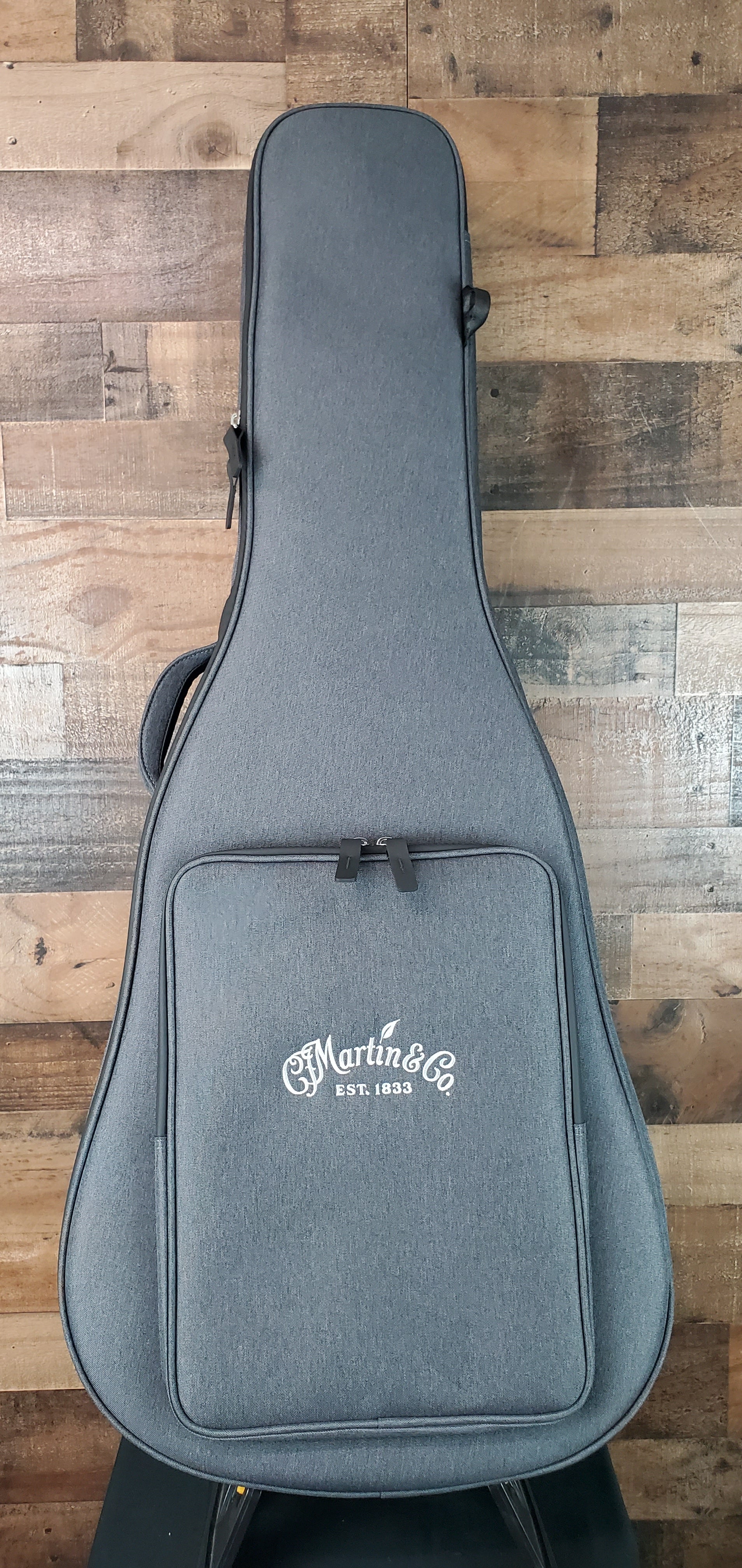 Martin Road Series GPC-13E Natural