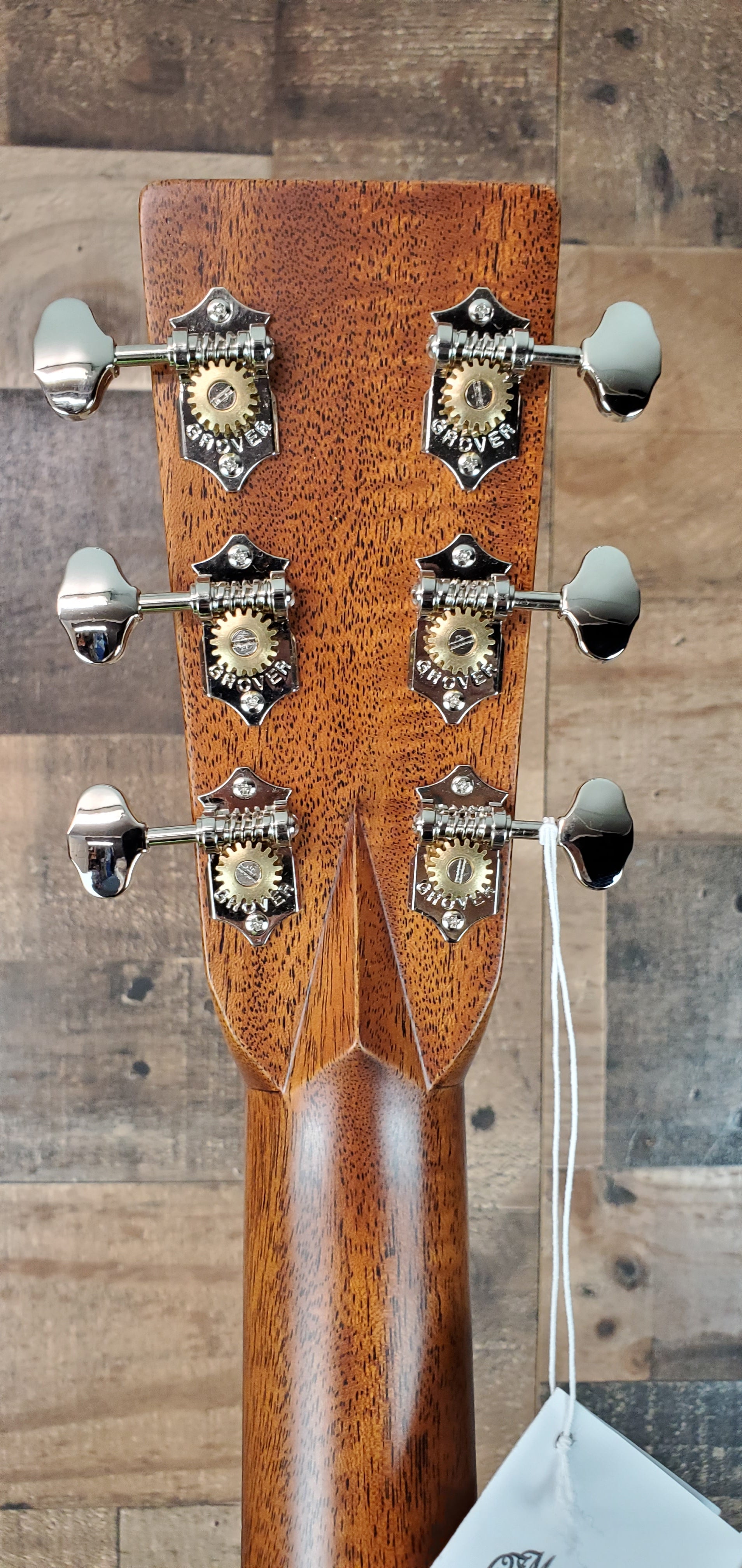 Martin D-28 Left Handed Satin Natural