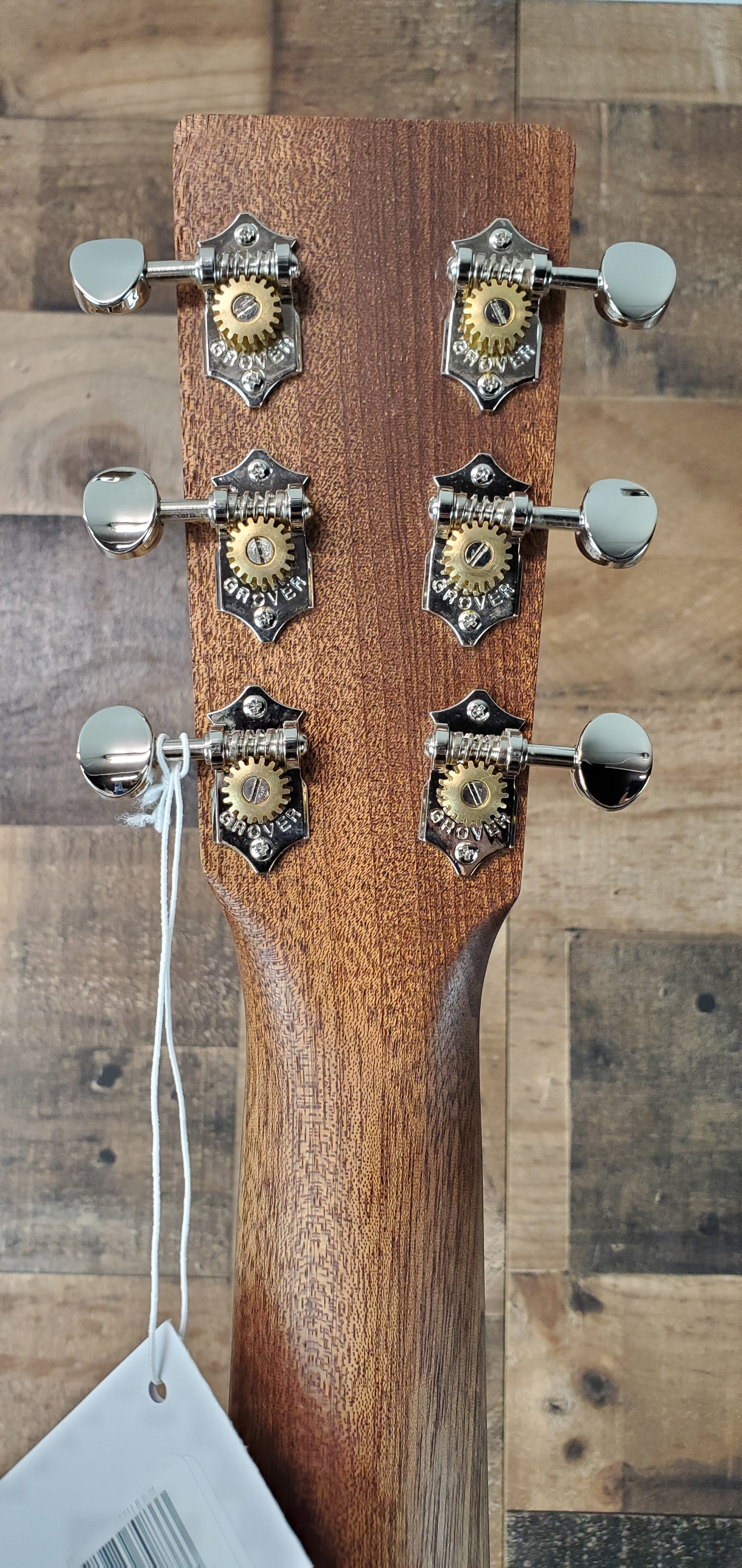 Martin D-X2E Molly Tuttle Left-Handed Vintage Sunburst