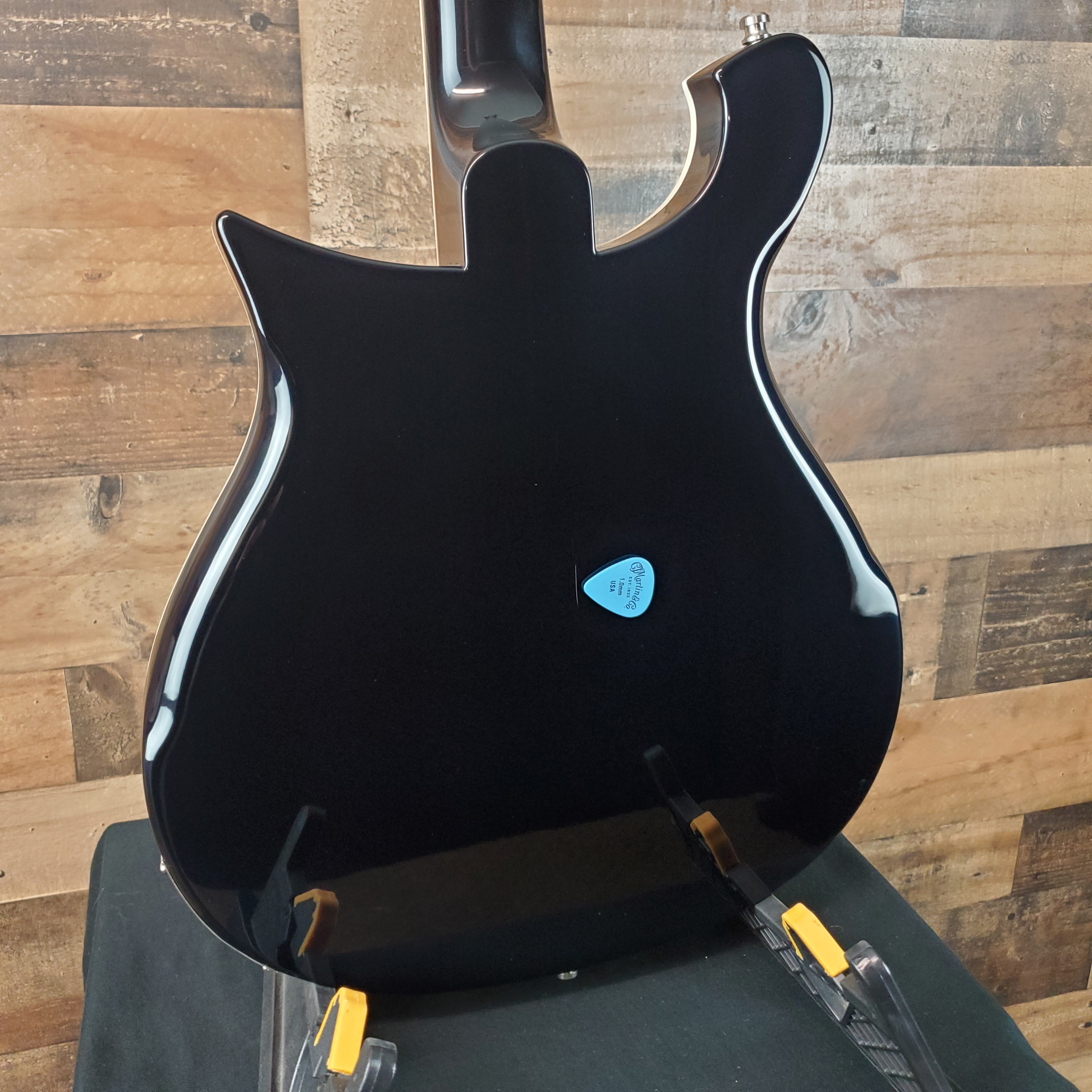 Rickenbacker 620JG Jetglo