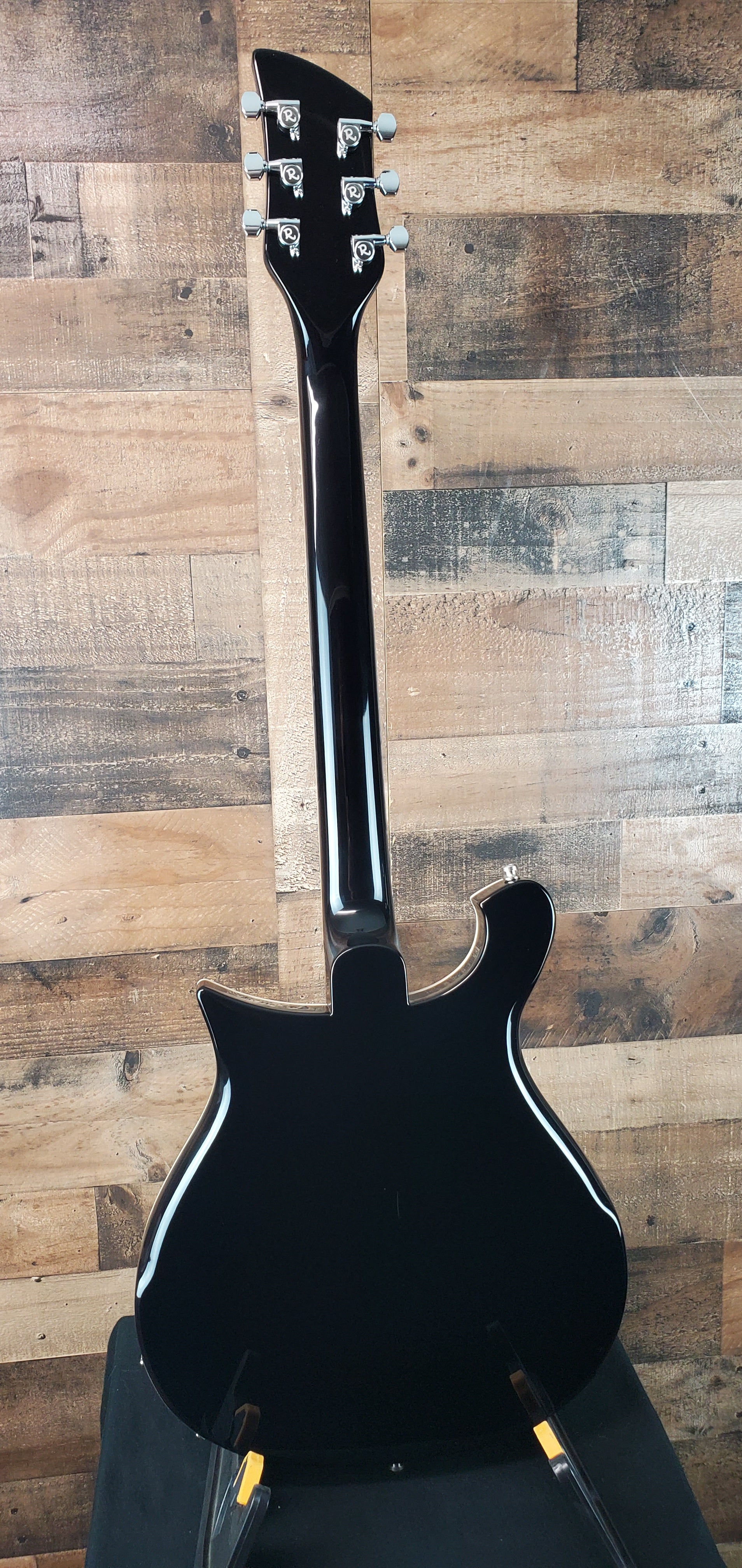 Rickenbacker 620JG Jetglo