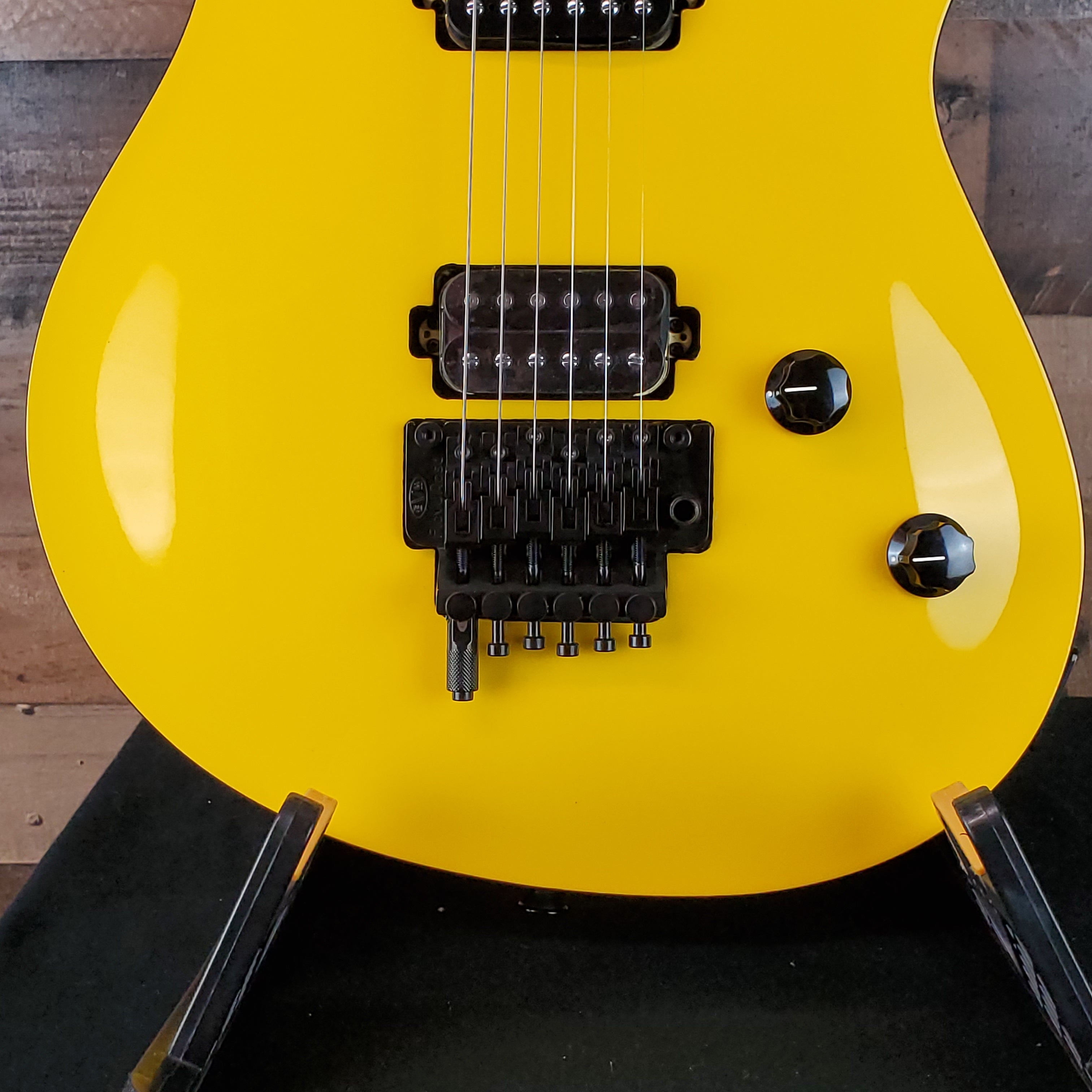 EVH Wolfgang Special Electric Guitar Caution Yellow