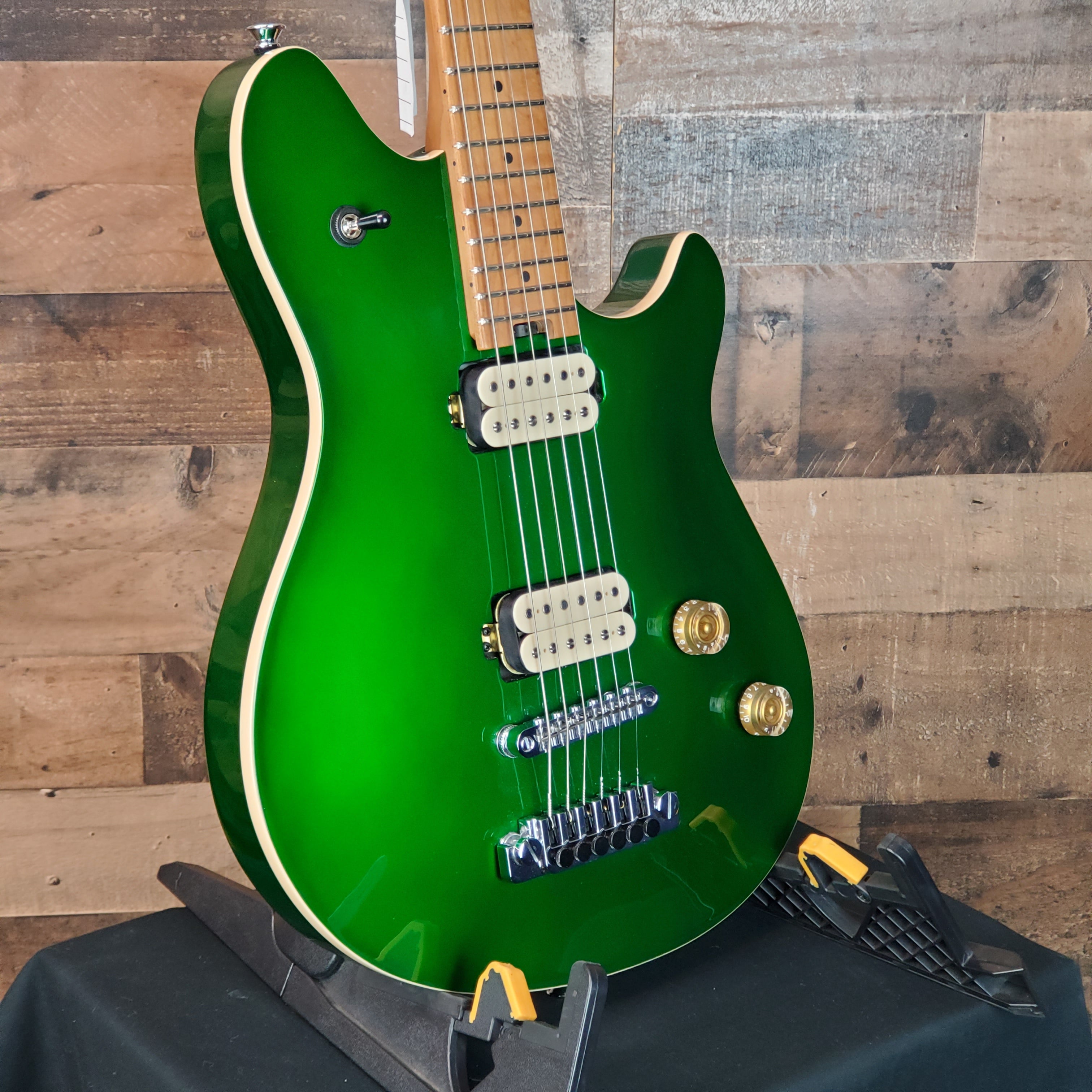 EVH Wolfgang Special TOM Kandy Green