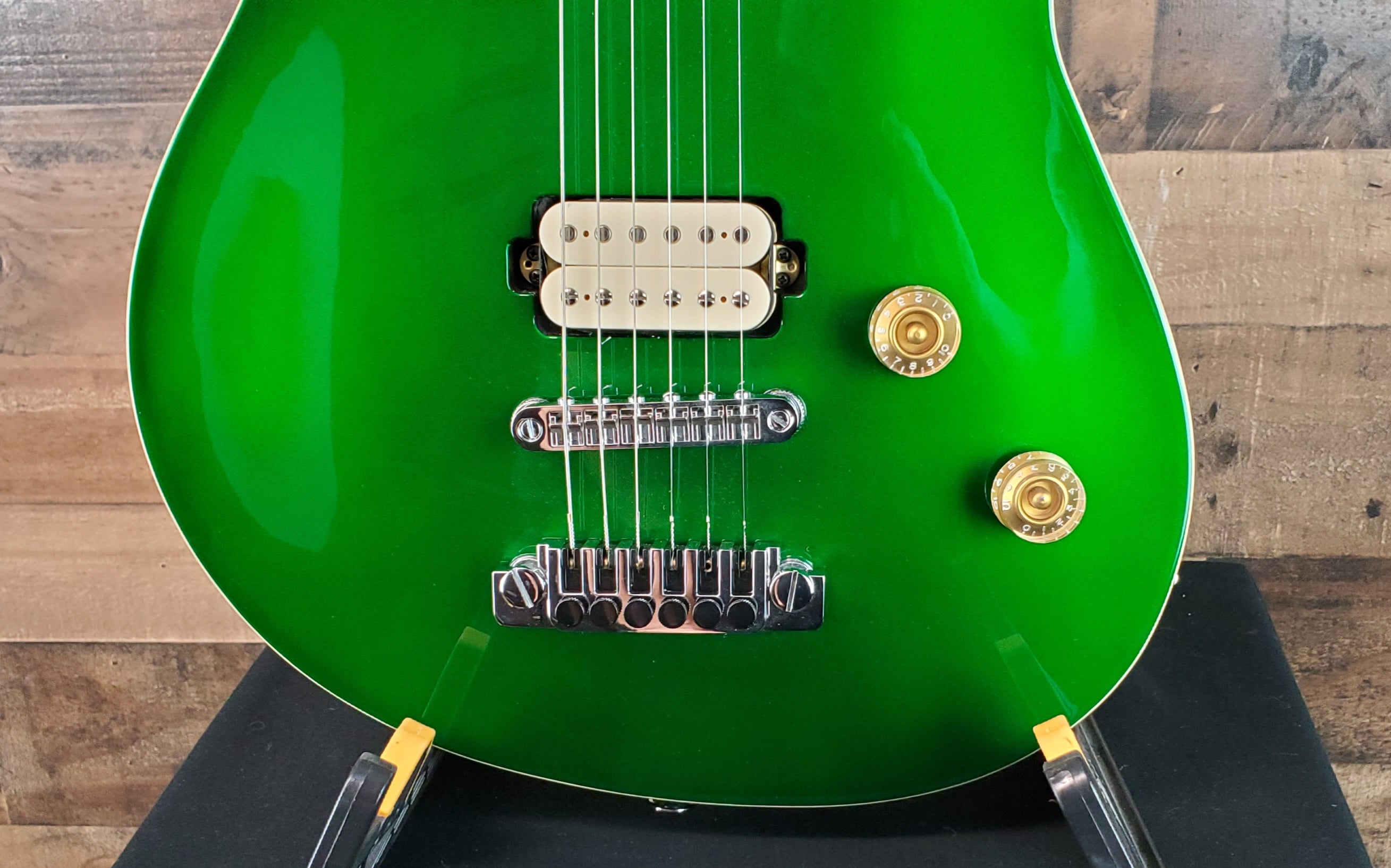EVH Wolfgang Special TOM Kandy Green
