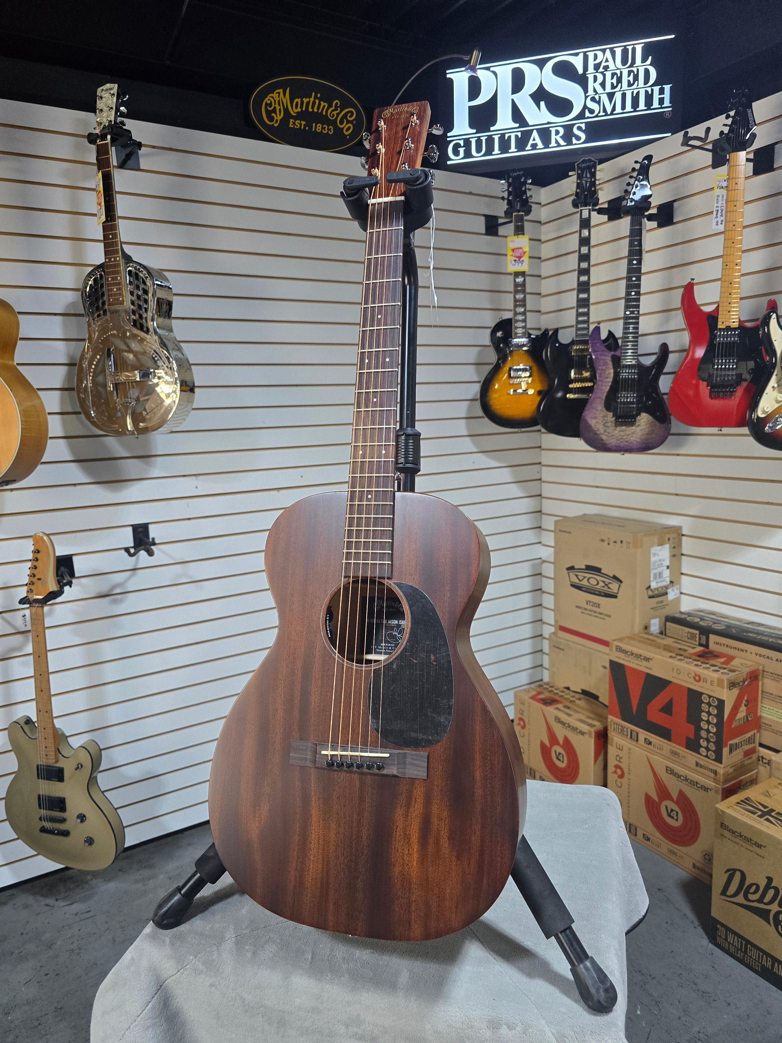 Martin 0-10E Retro Jason Isbell Dark Mahogany