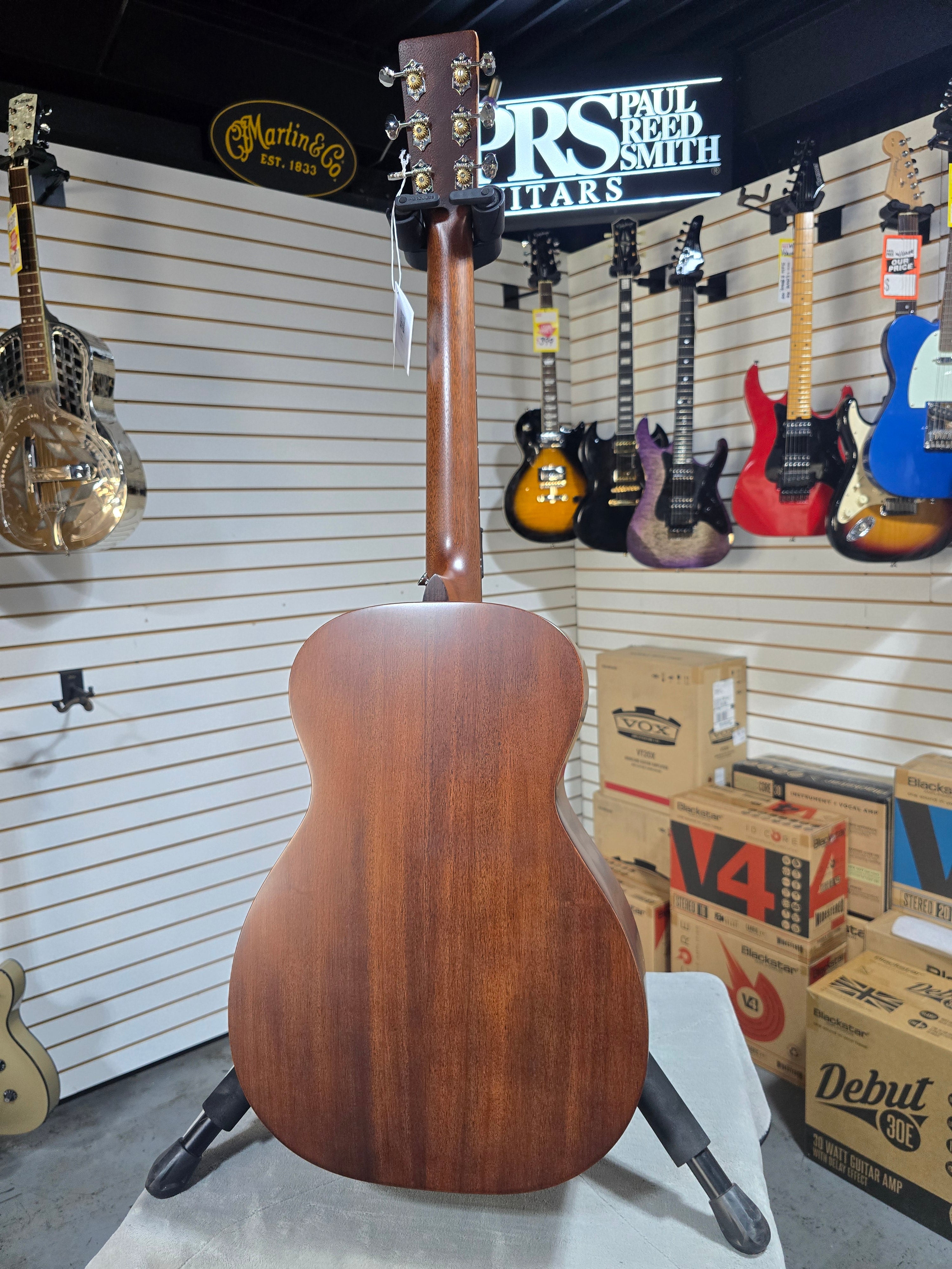 Martin 0-10E Retro Jason Isbell Dark Mahogany