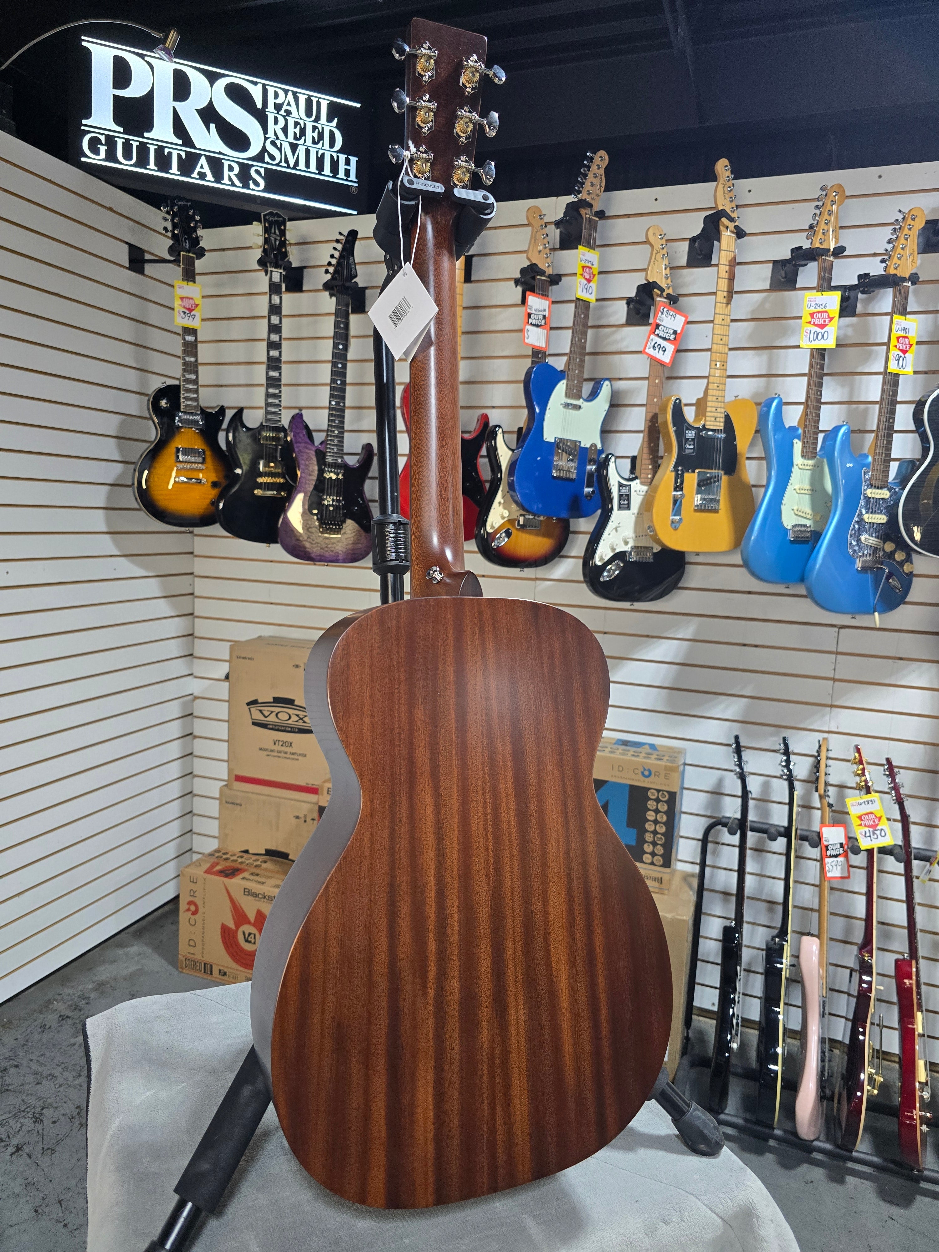 Martin 0-10E Retro Jason Isbell Dark Mahogany