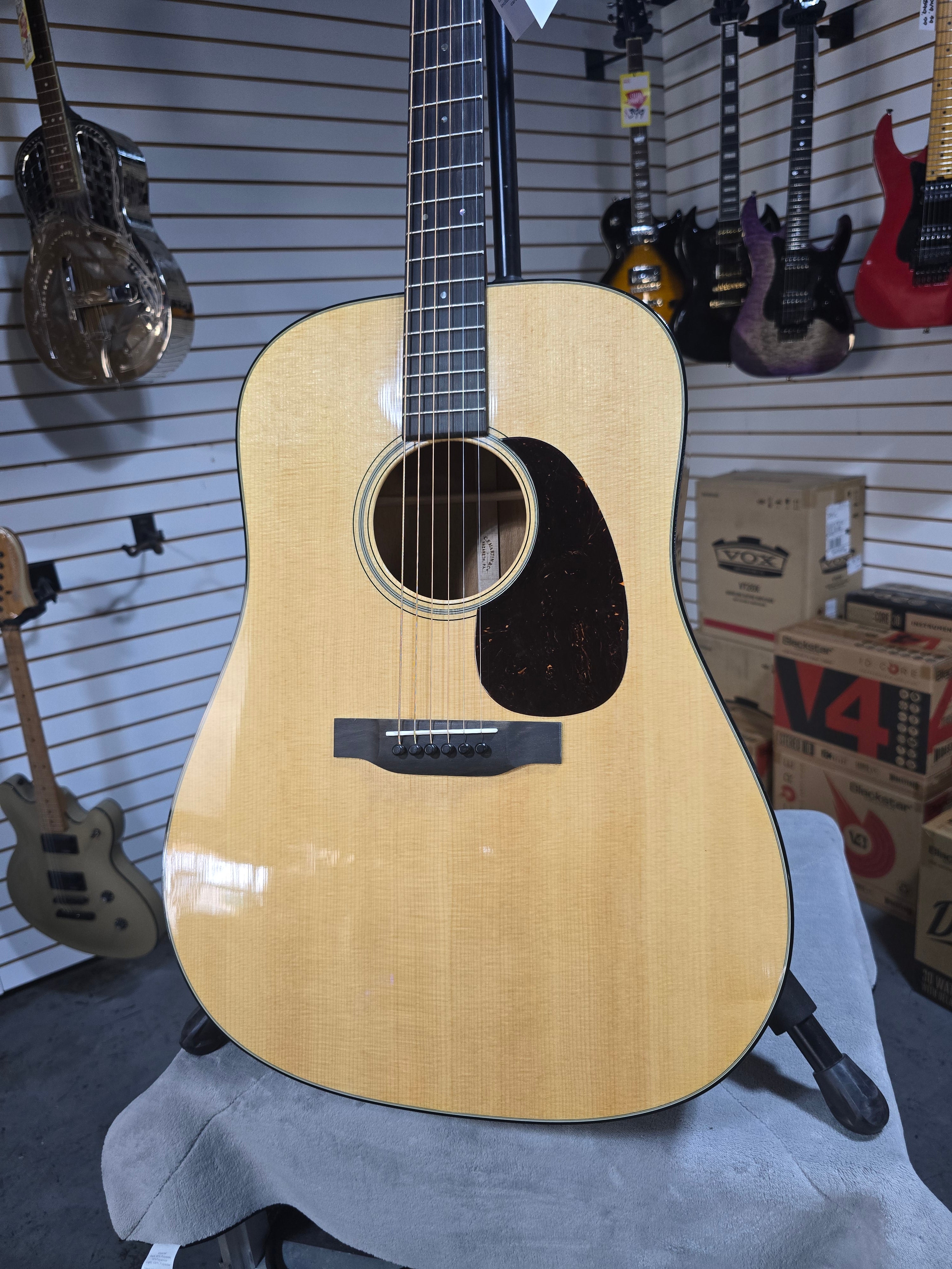 Martin Super D-18 Acoustic Guitar - Natural