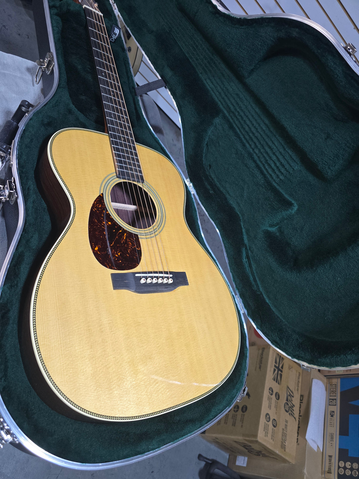 Martin OM-28 Standard Series Left-Handed Acoustic Guitar - Natural with Aging Toner