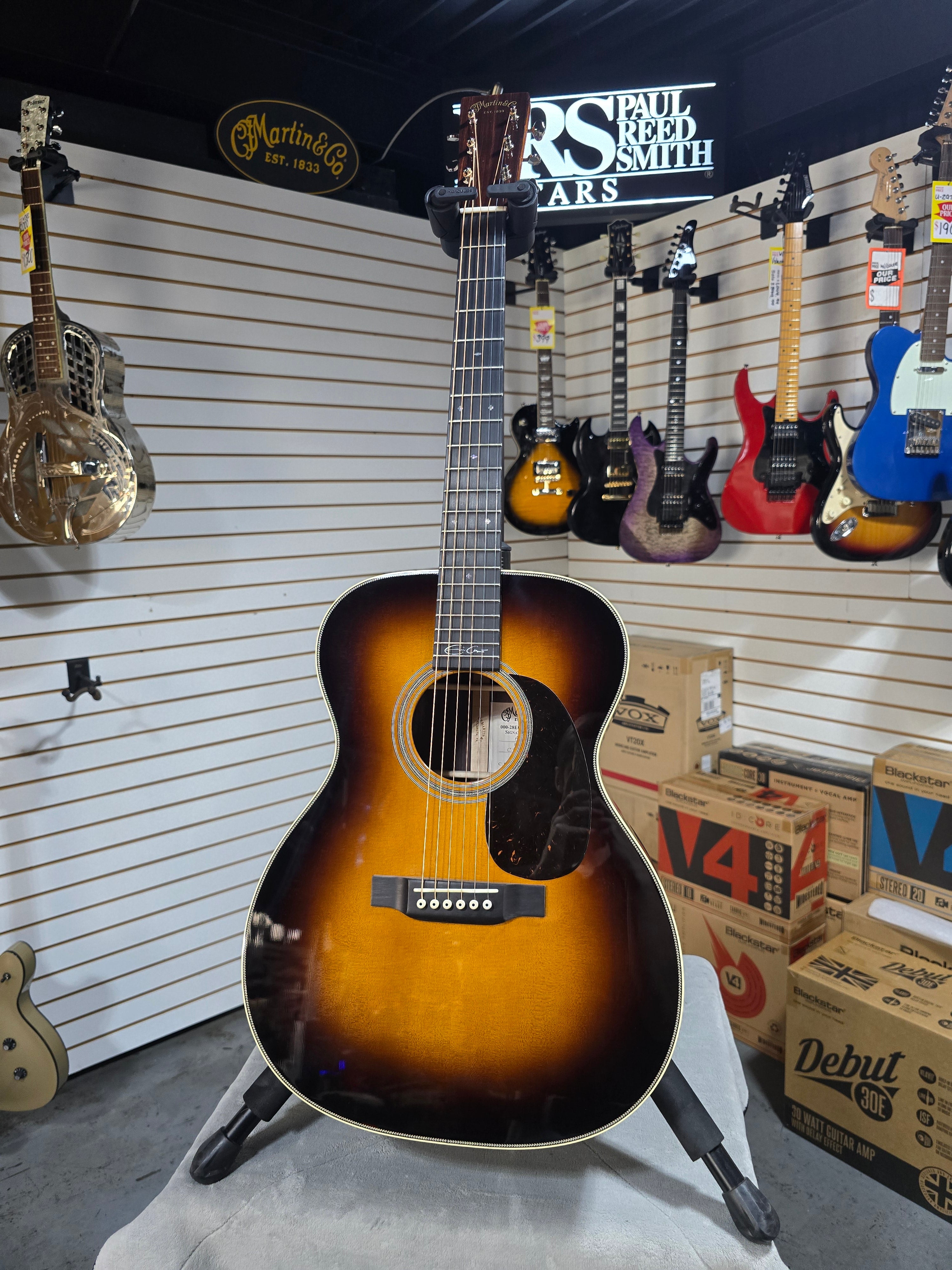 Martin 000-28EC Eric Clapton Acoustic Guitar - Natural