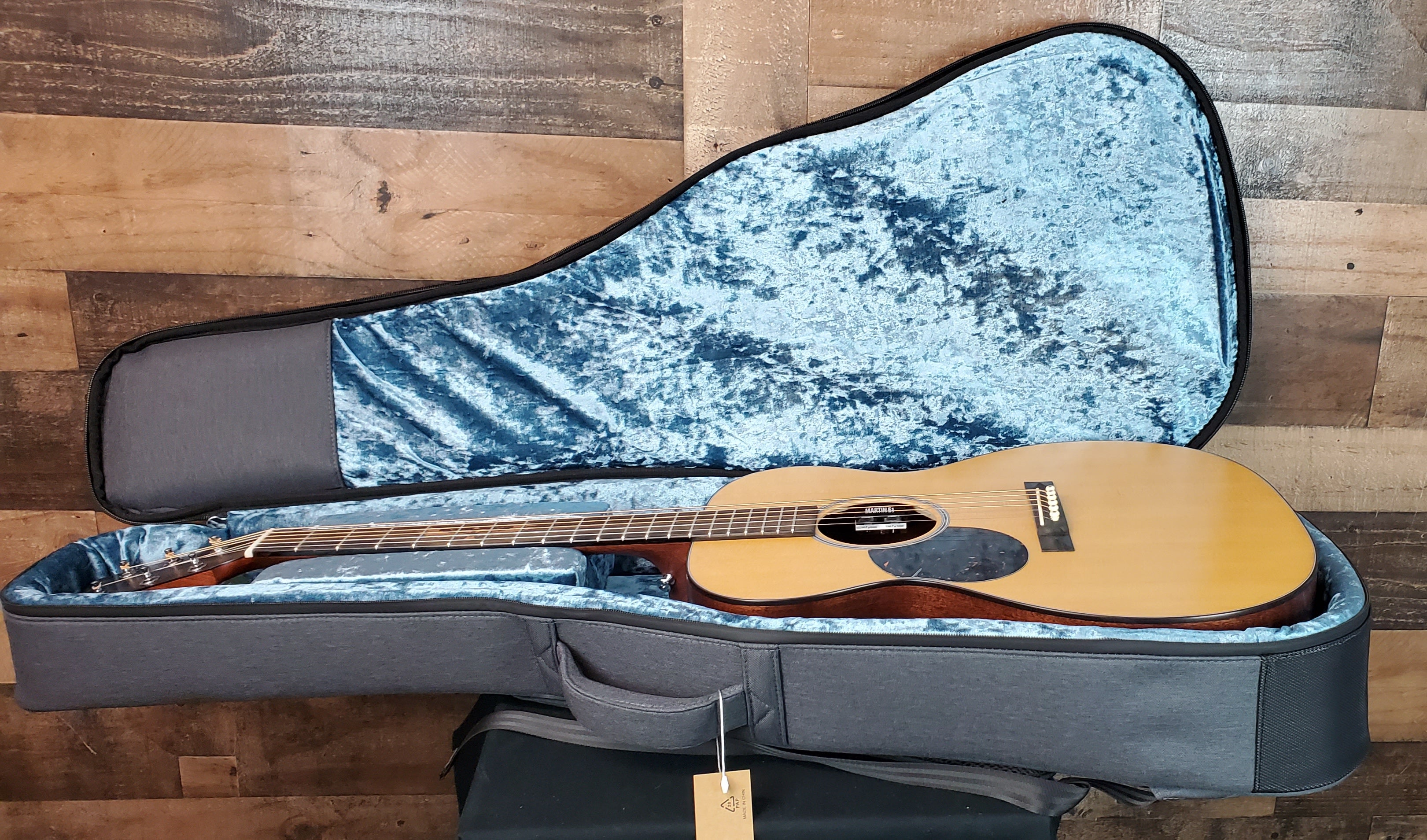 Martin 000-10E Shawn Mendes Lefty - Natural