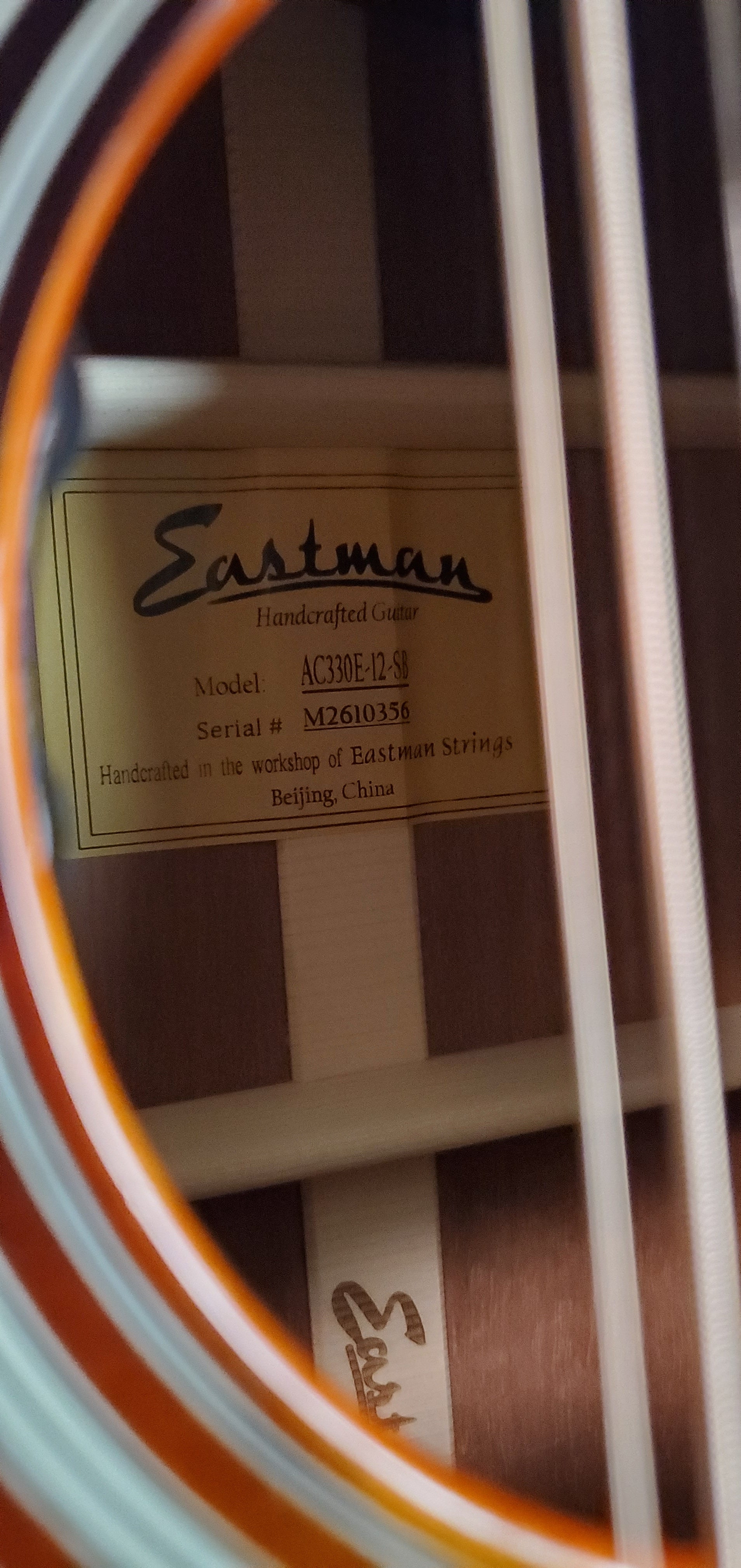 Eastman Guitars AC330E-12- Sunburst